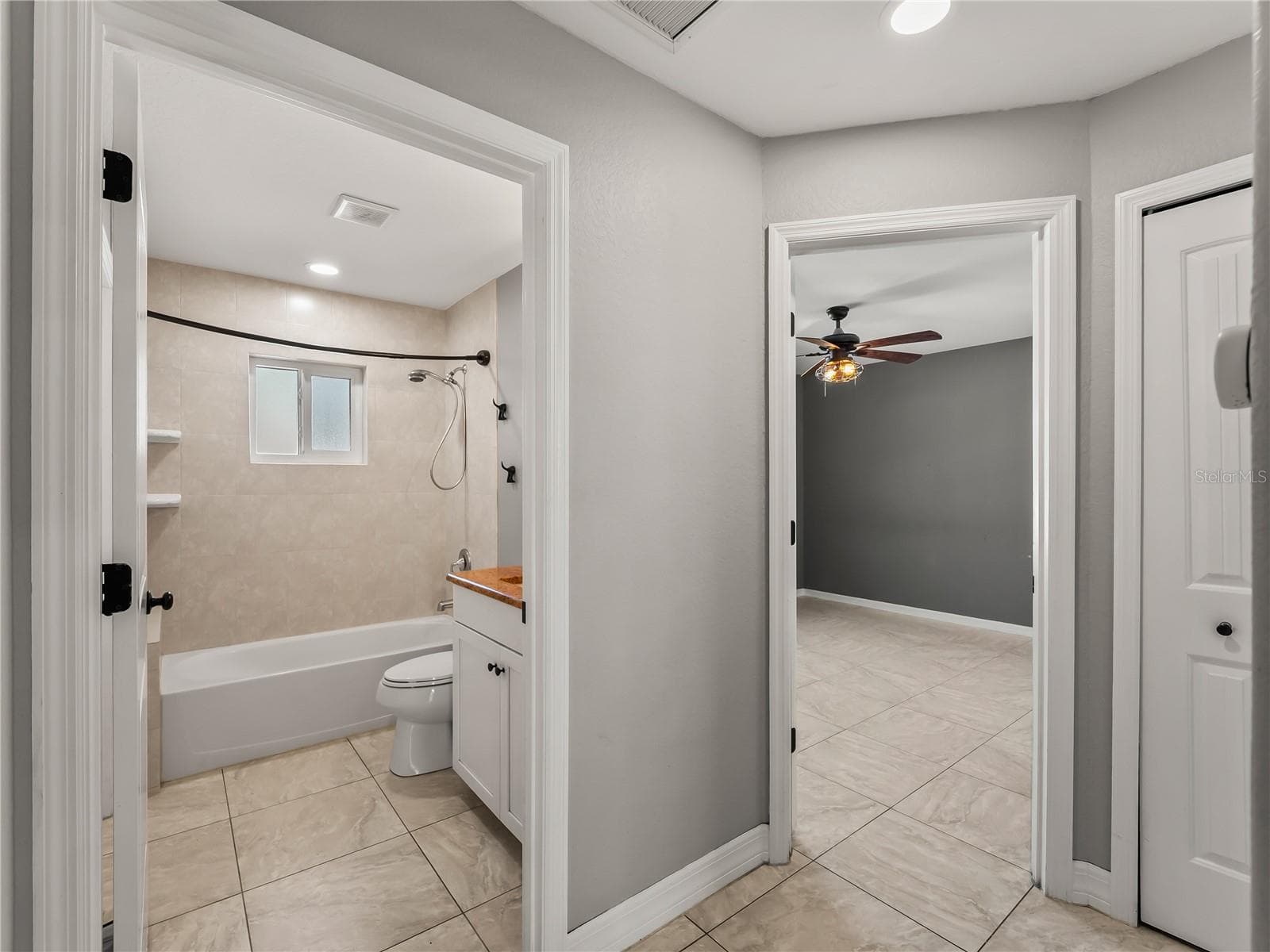 Single Family Residence at 5271 CROMEY RD, NORTH PORT, photo 27 of 64