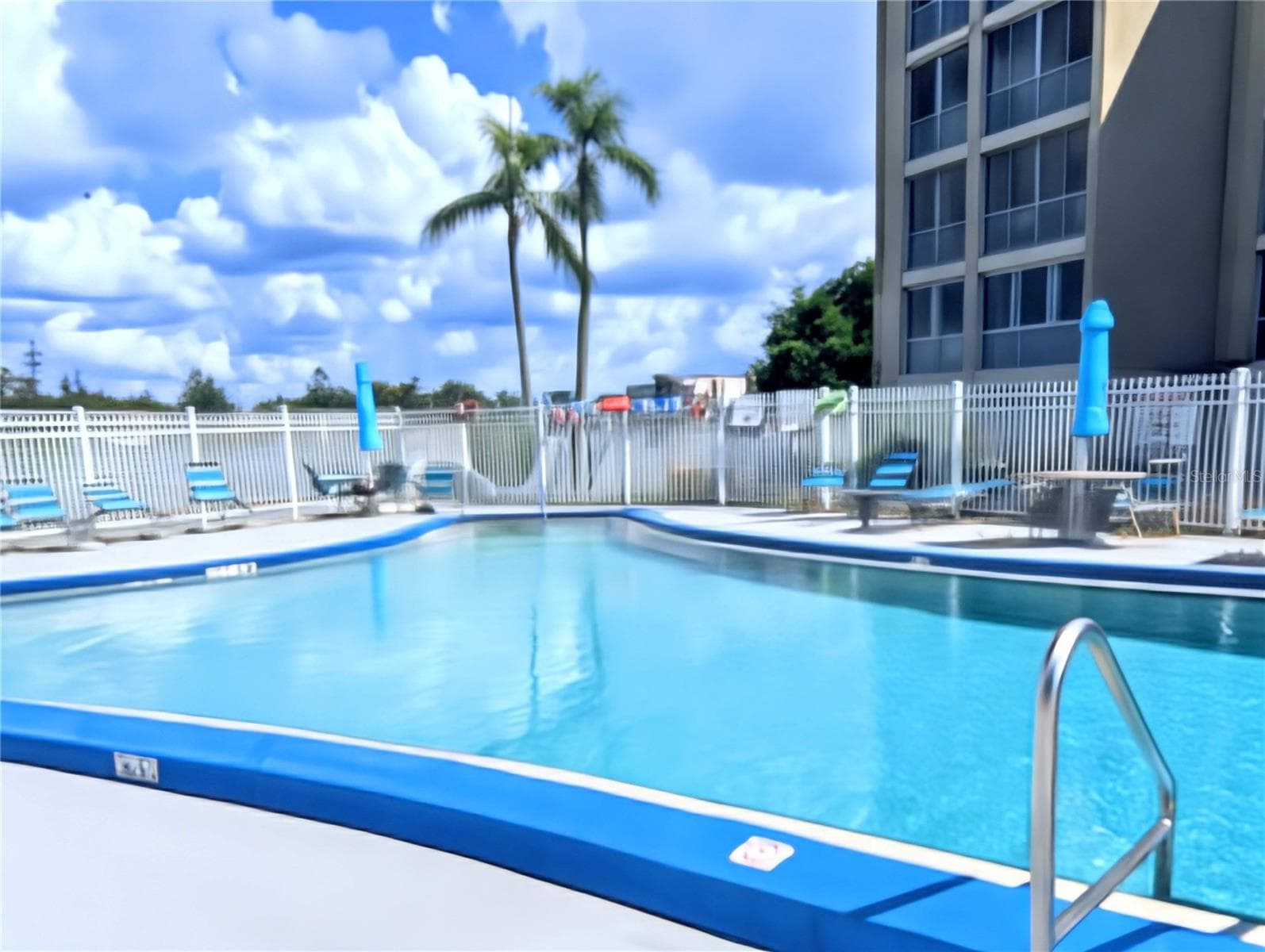Condominium at 3779 LAKE BAYSHORE DR #H-402, BRADENTON, photo 30 of 48