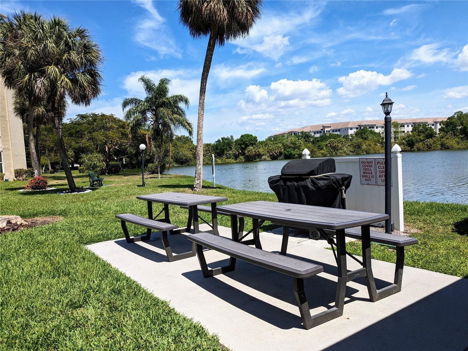 Condominium at 3779 LAKE BAYSHORE DR #H-402, BRADENTON, photo 32 of 48