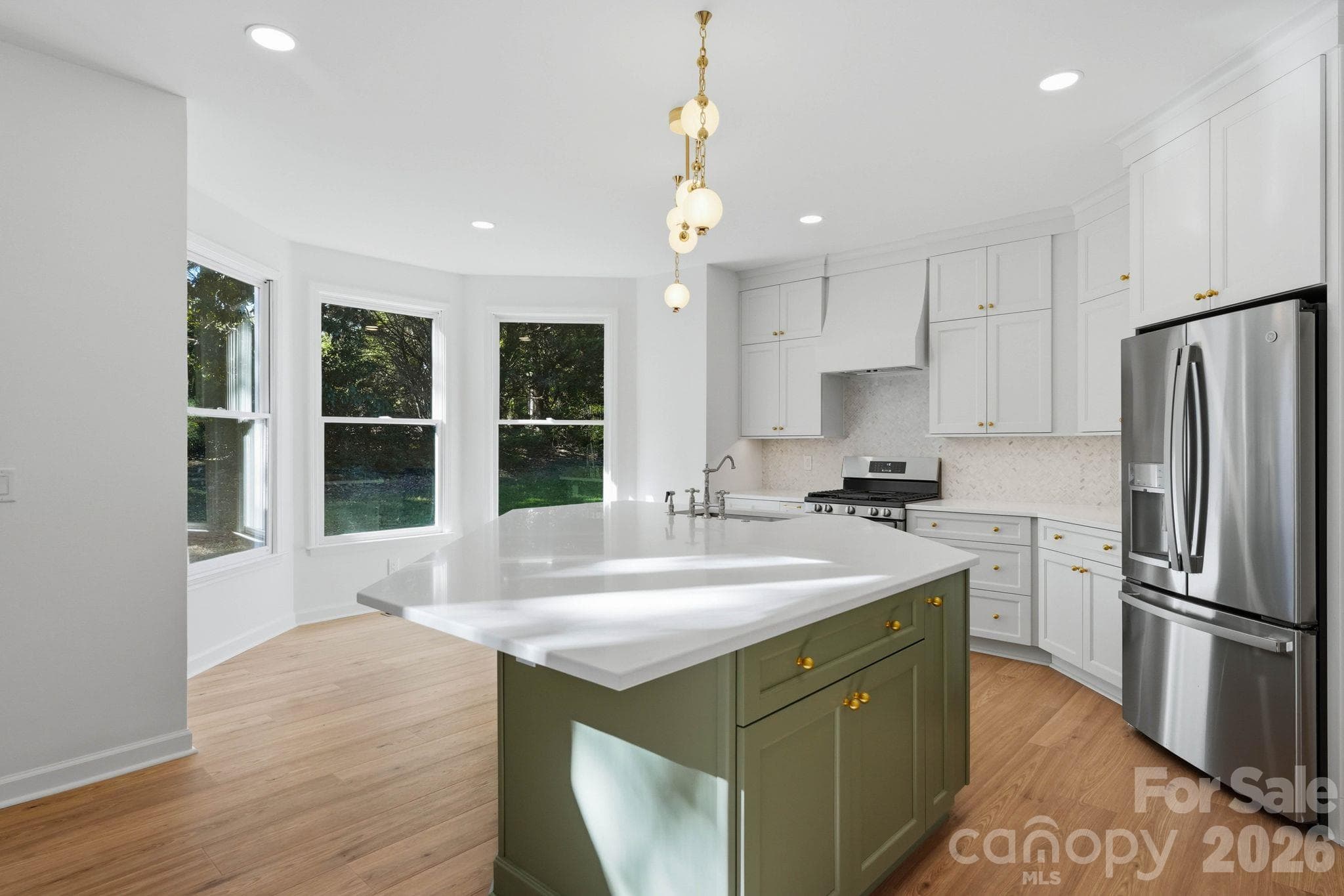 Single Family Residence at 10318 Tallent Lane, Charlotte, photo 4 of 46