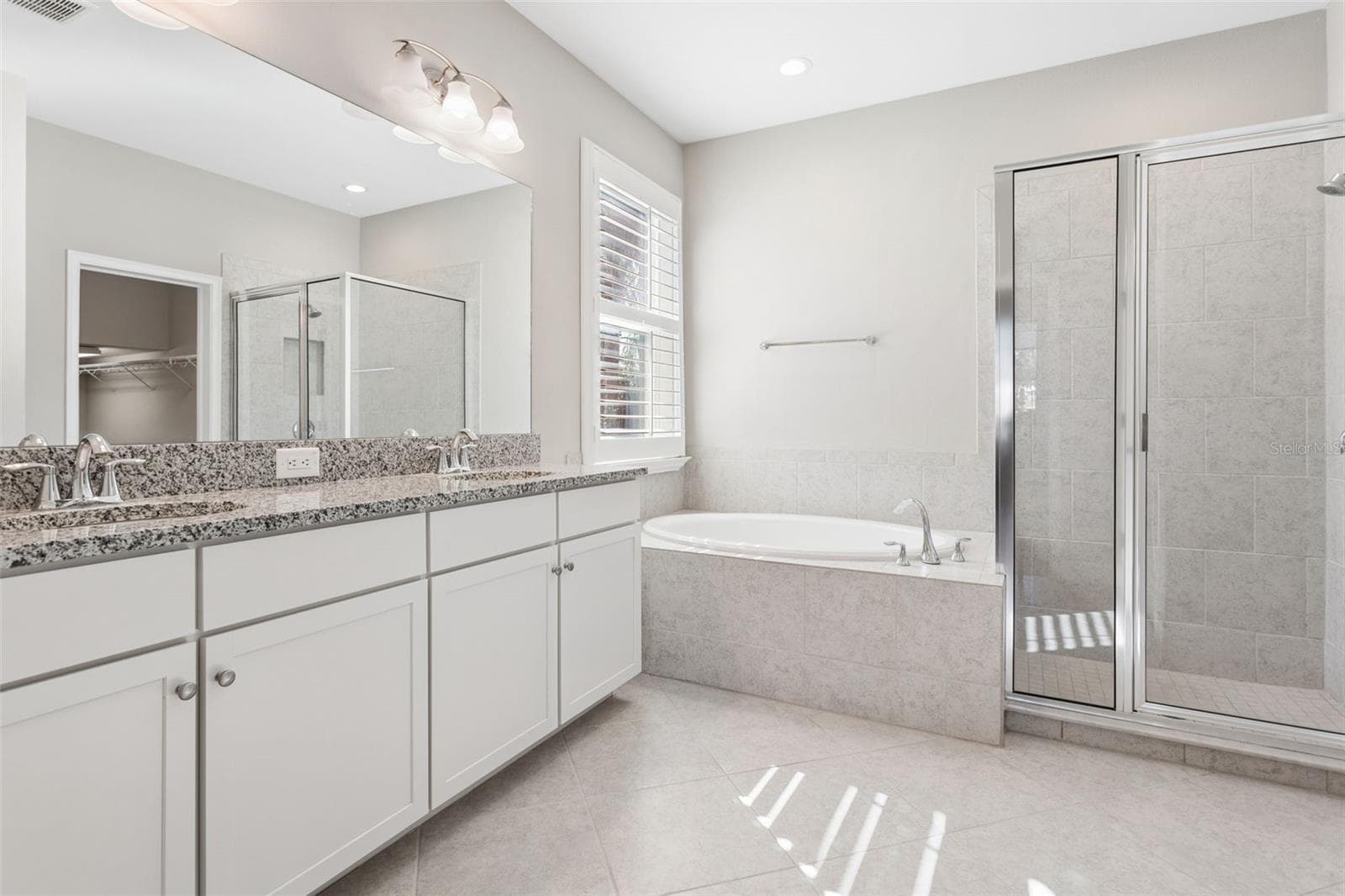 Single Family Residence at 33468 AZALEA RIDGE DR, WESLEY CHAPEL, photo 13 of 31