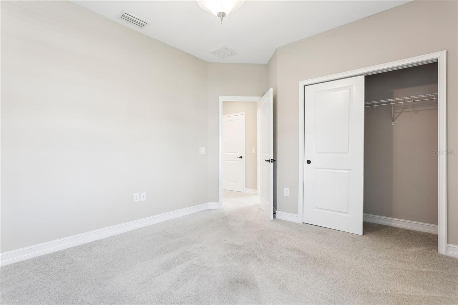 Single Family Residence at 33468 AZALEA RIDGE DR, WESLEY CHAPEL, photo 18 of 31
