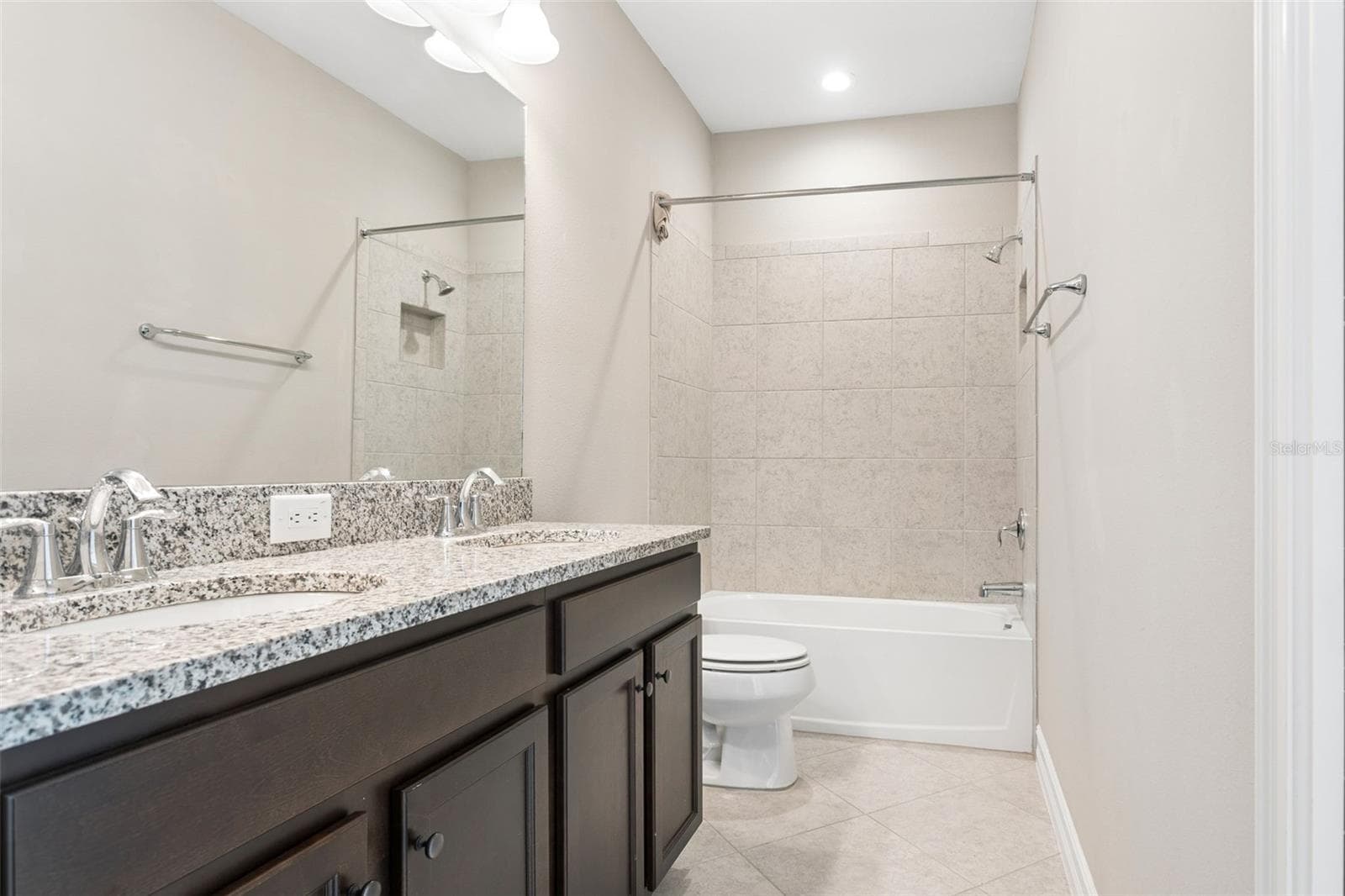 Single Family Residence at 33468 AZALEA RIDGE DR, WESLEY CHAPEL, photo 19 of 31