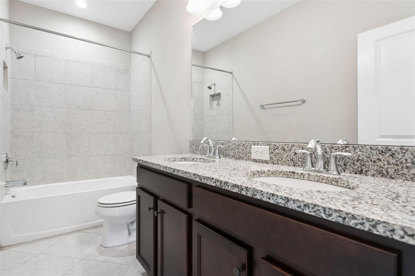 Single Family Residence at 33468 AZALEA RIDGE DR, WESLEY CHAPEL, photo 22 of 31
