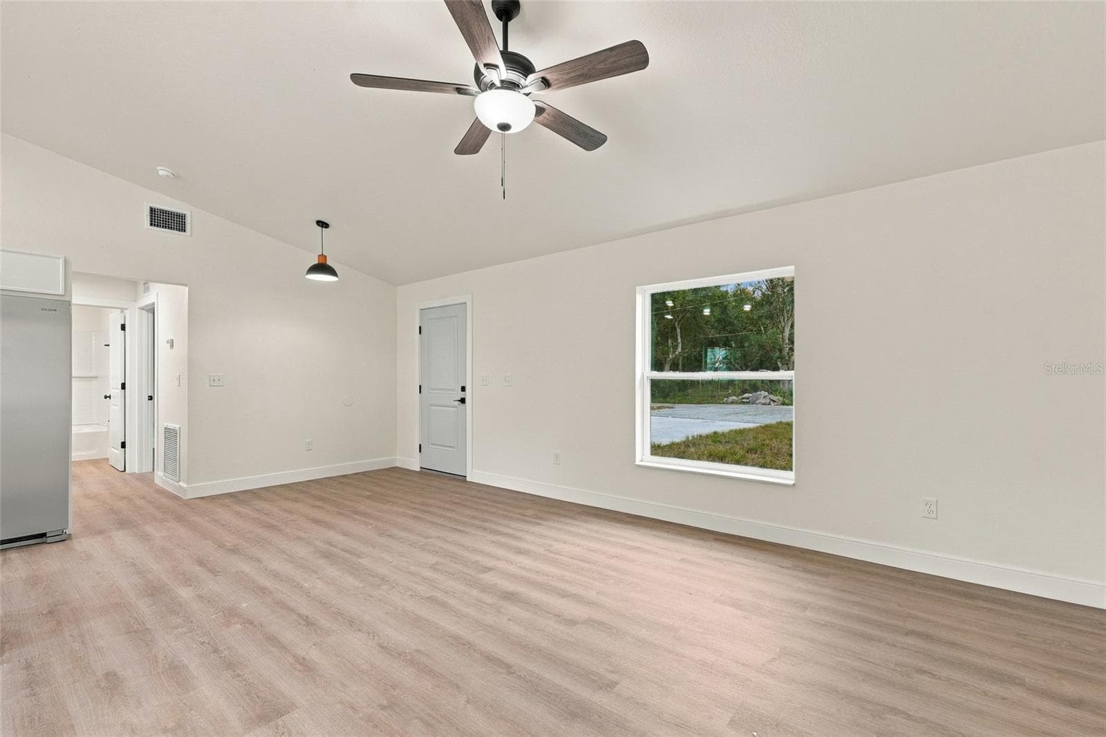 Single Family Residence at 6902 SW SW MIAMI AVE, ARCADIA, photo 11 of 31