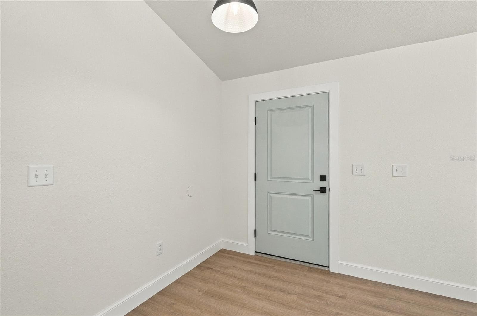 Single Family Residence at 6902 SW SW MIAMI AVE, ARCADIA, photo 16 of 31