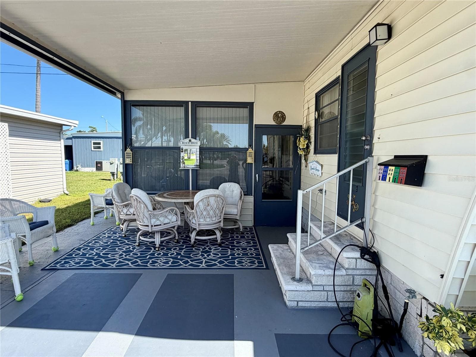 Mobile Home at 34085 ALAMANDA DR N, PINELLAS PARK, photo 4 of 33