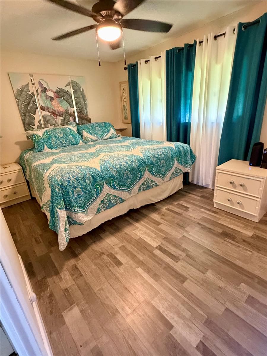 Mobile Home at 34085 ALAMANDA DR N, PINELLAS PARK, photo 12 of 33