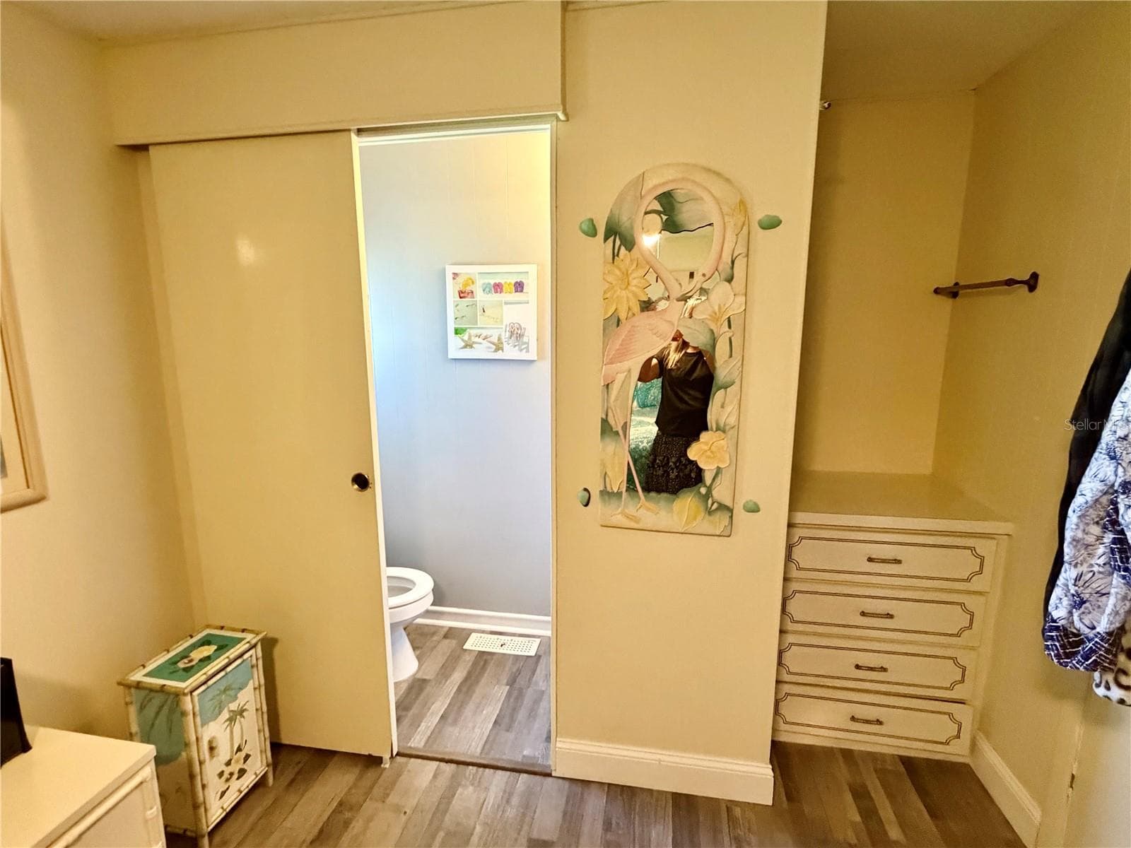 1/2 bathroom - 34085 ALAMANDA DR N, PINELLAS PARK