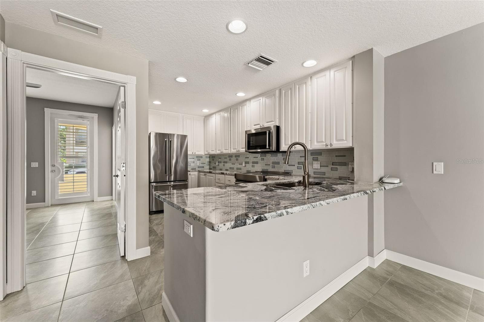 Granite countertops - 5389 CAMBIAGO ST, SARASOTA