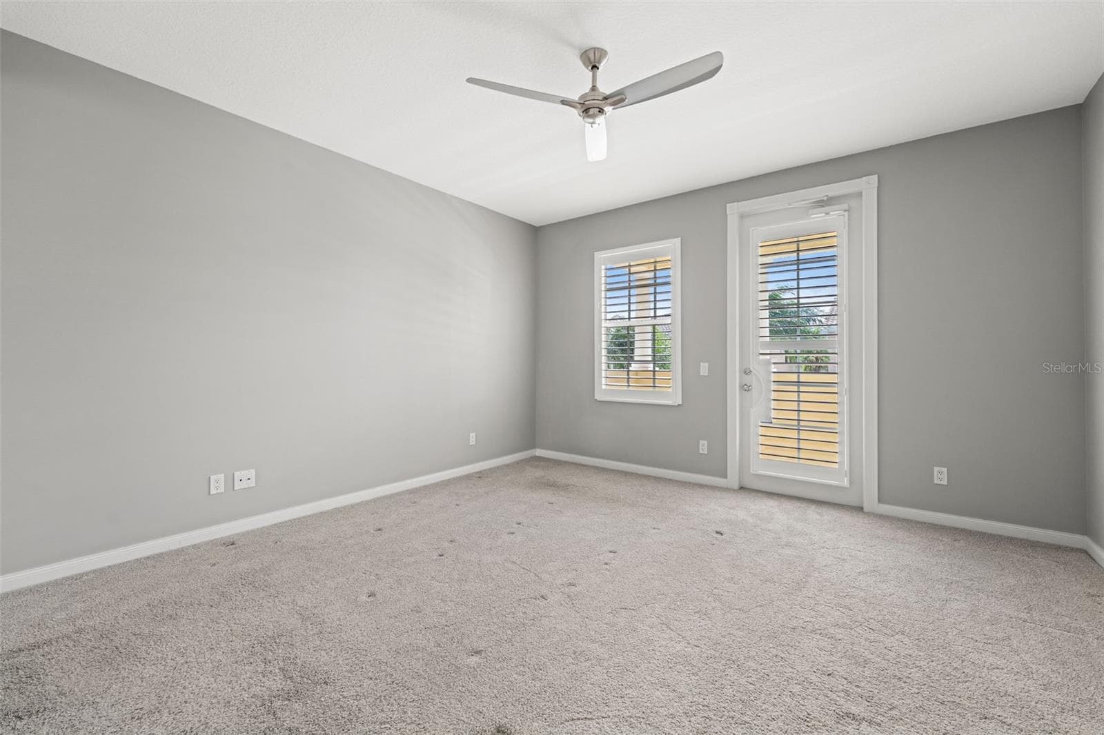 Second primary bedroom with access to the balcony - 5389 CAMBIAGO ST, SARASOTA