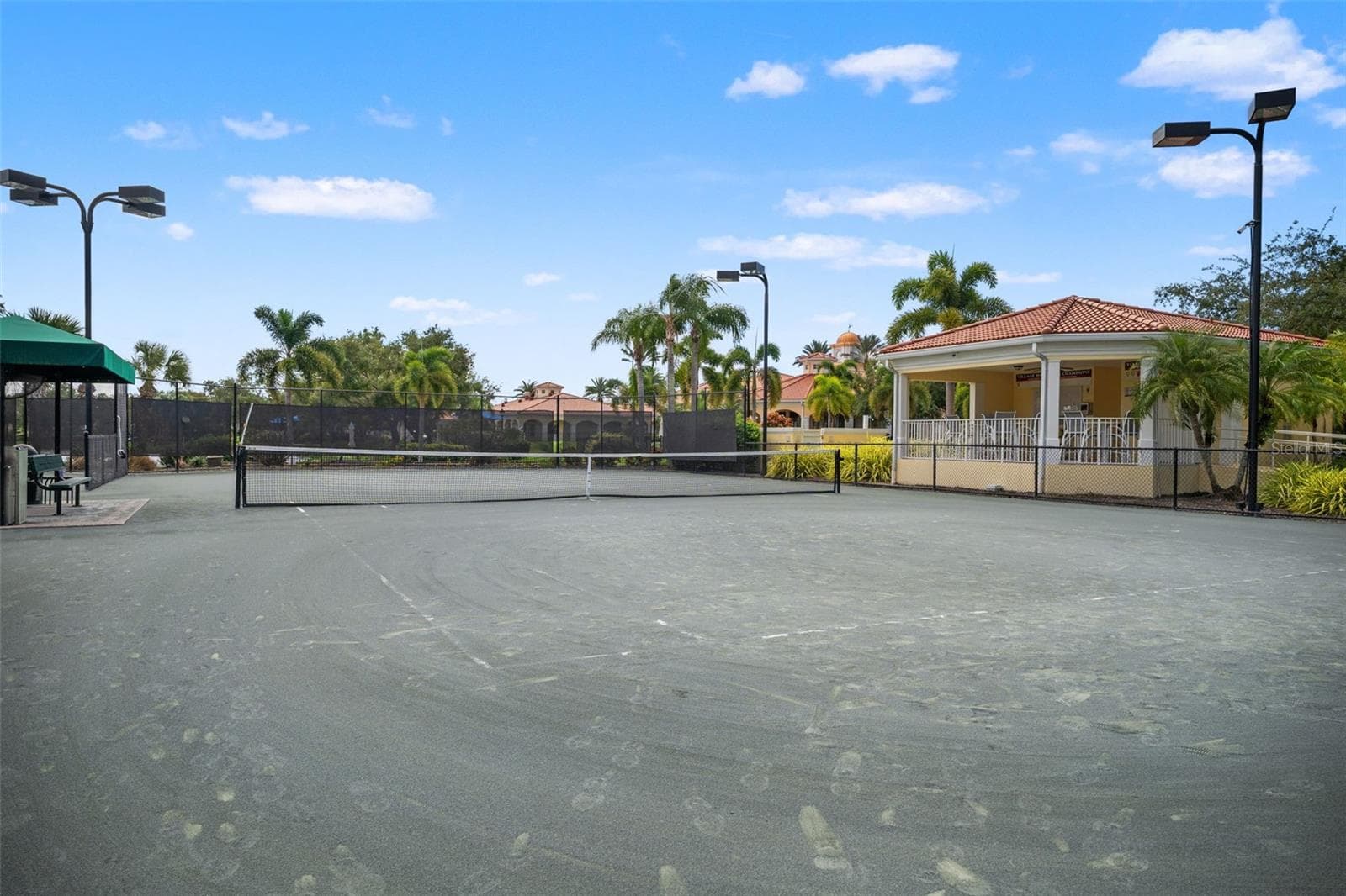 Tennis courts - 5389 CAMBIAGO ST, SARASOTA