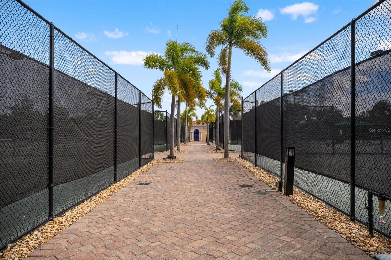 Enjoy sport courts - 5389 CAMBIAGO ST, SARASOTA
