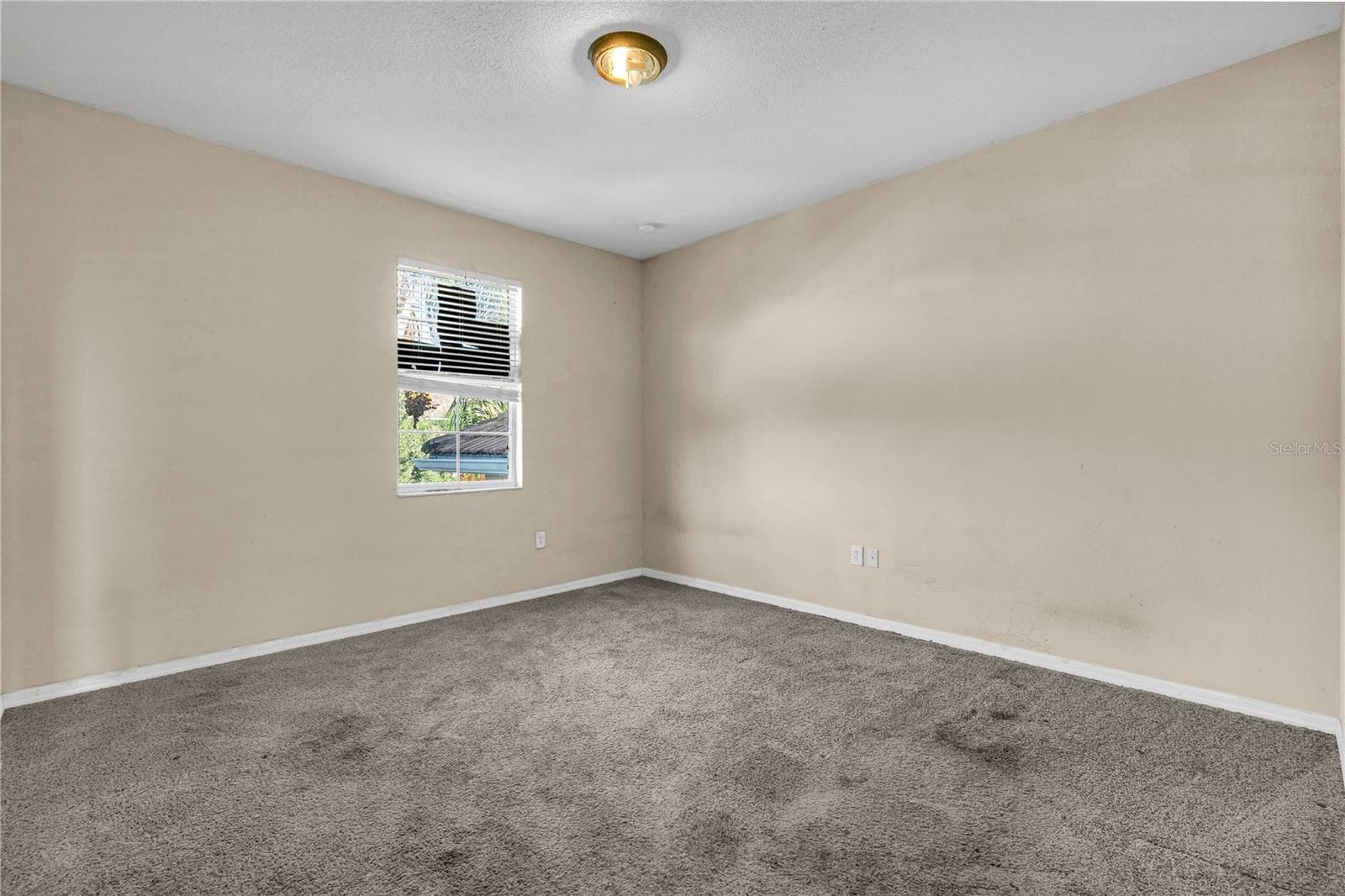 Single Family Residence at 3575 SOMERSET CIR, KISSIMMEE, photo 11 of 23