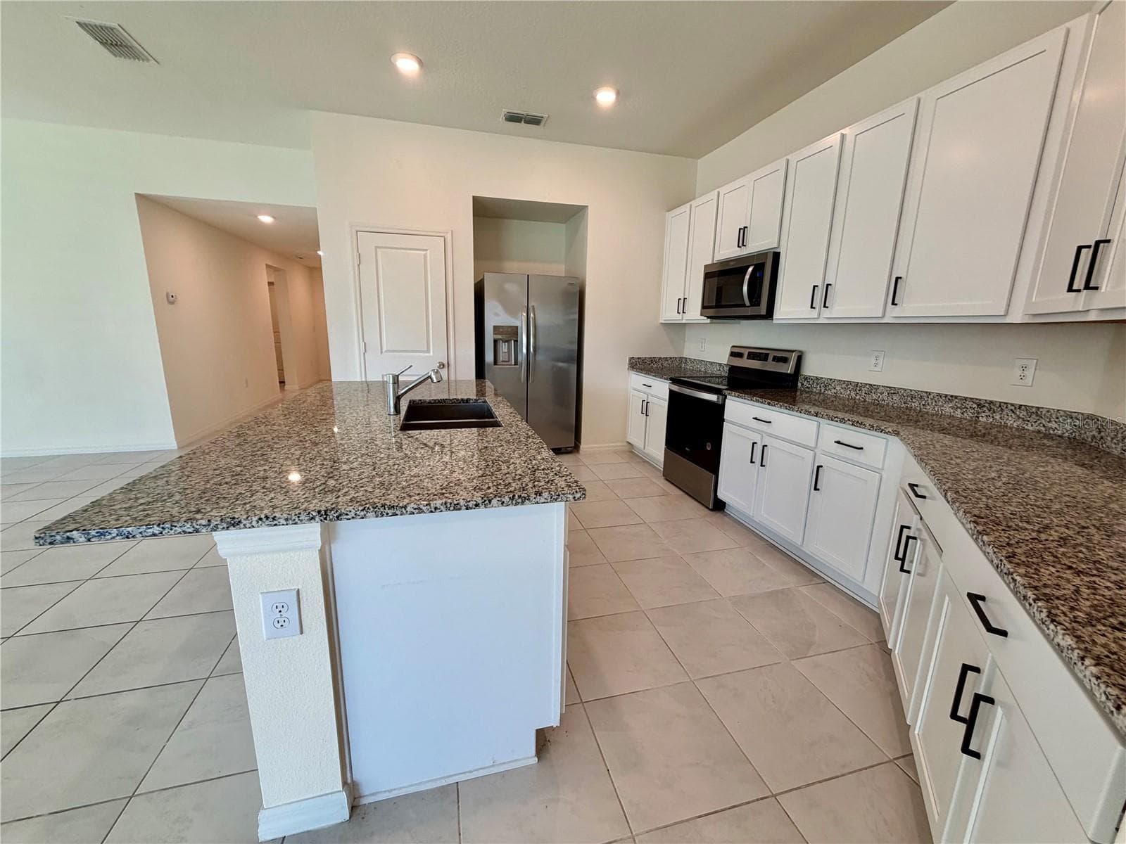 Single Family Residence at 240 SUMMERLIN LOOP, HAINES CITY, photo 22 of 28