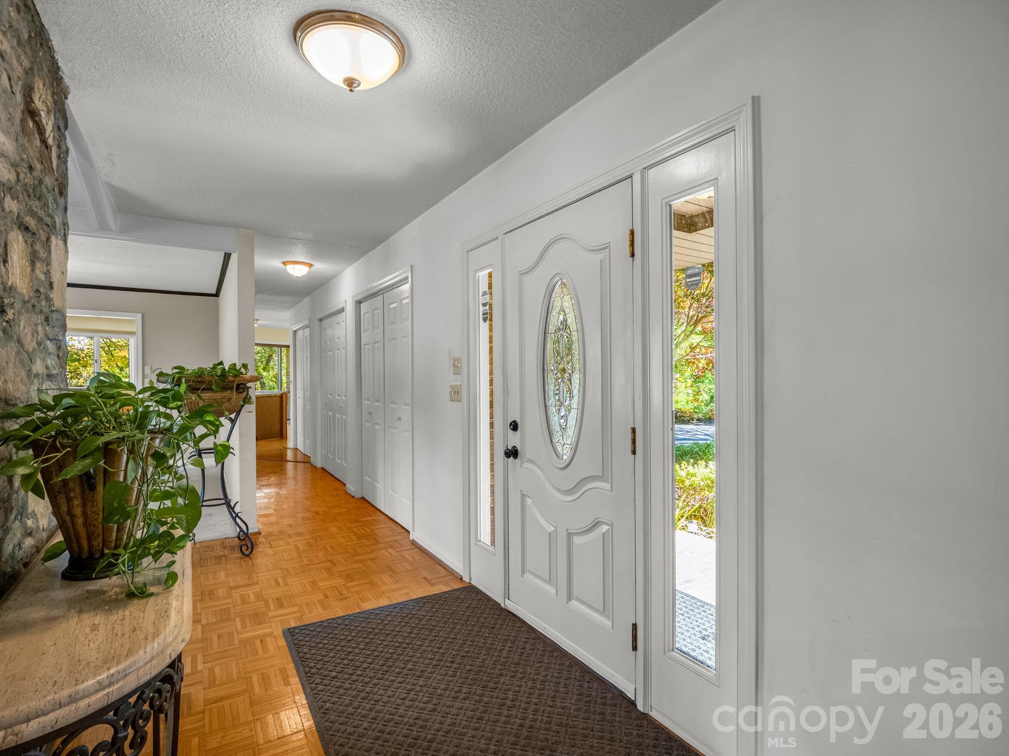 Single Family Residence at 112 Wolf Shoals Road, Hendersonville, photo 5 of 43