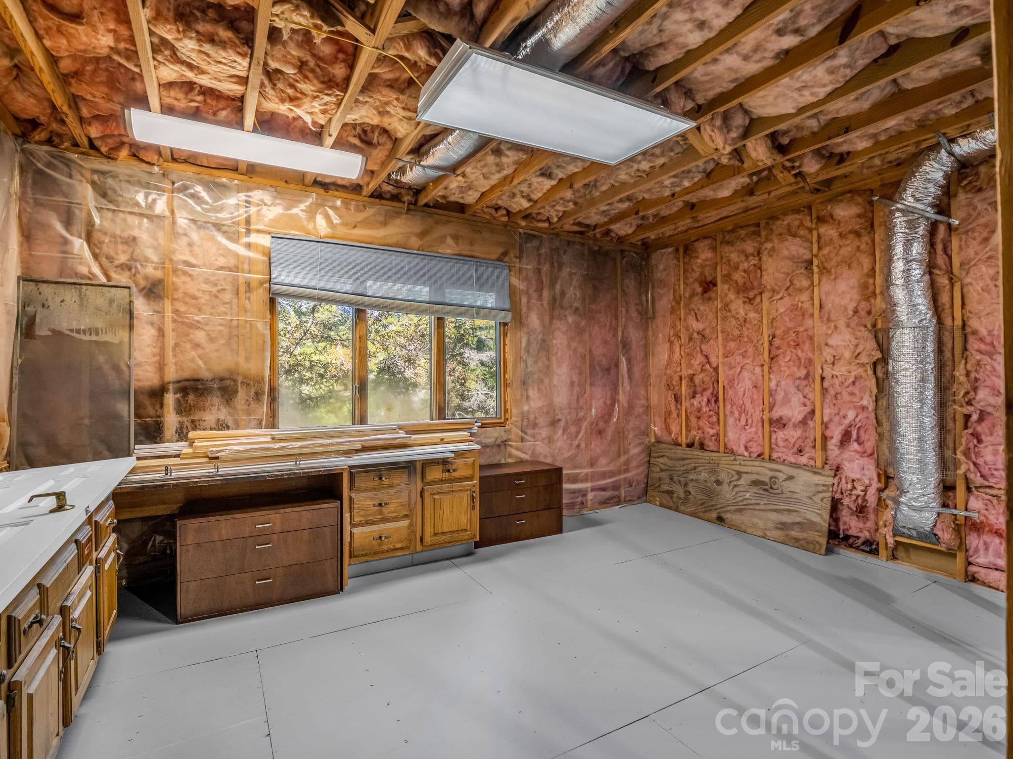 Heated Space - 112 Wolf Shoals Road, Hendersonville