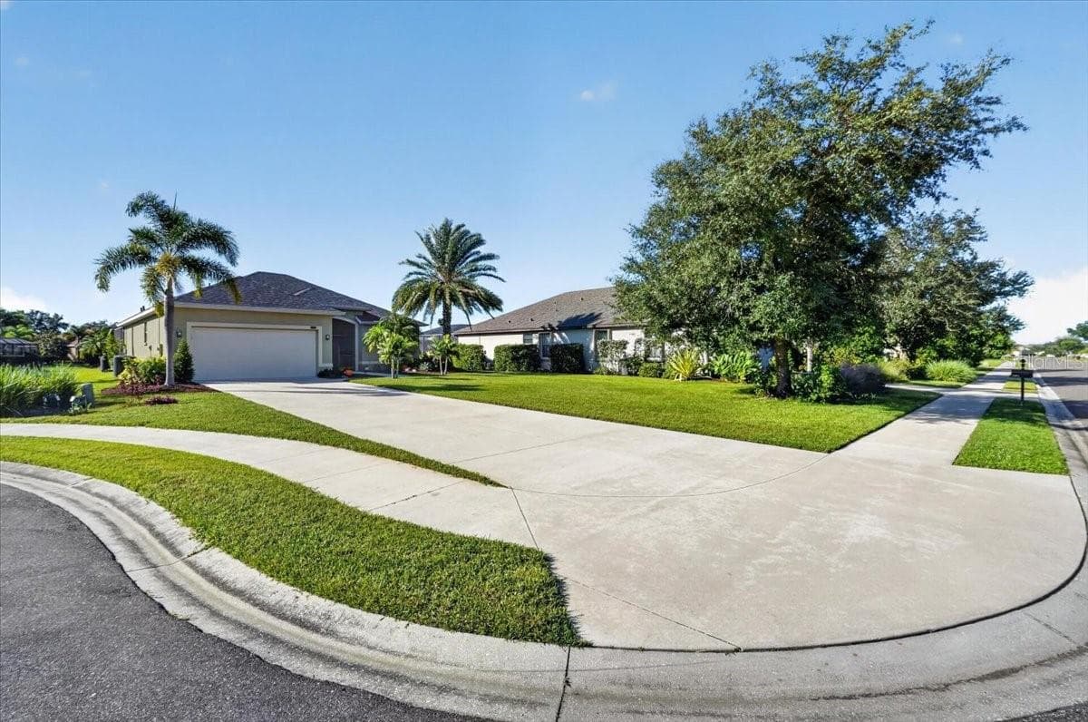 Single Family Residence at 12921 24TH CT E, PARRISH, photo 6 of 56