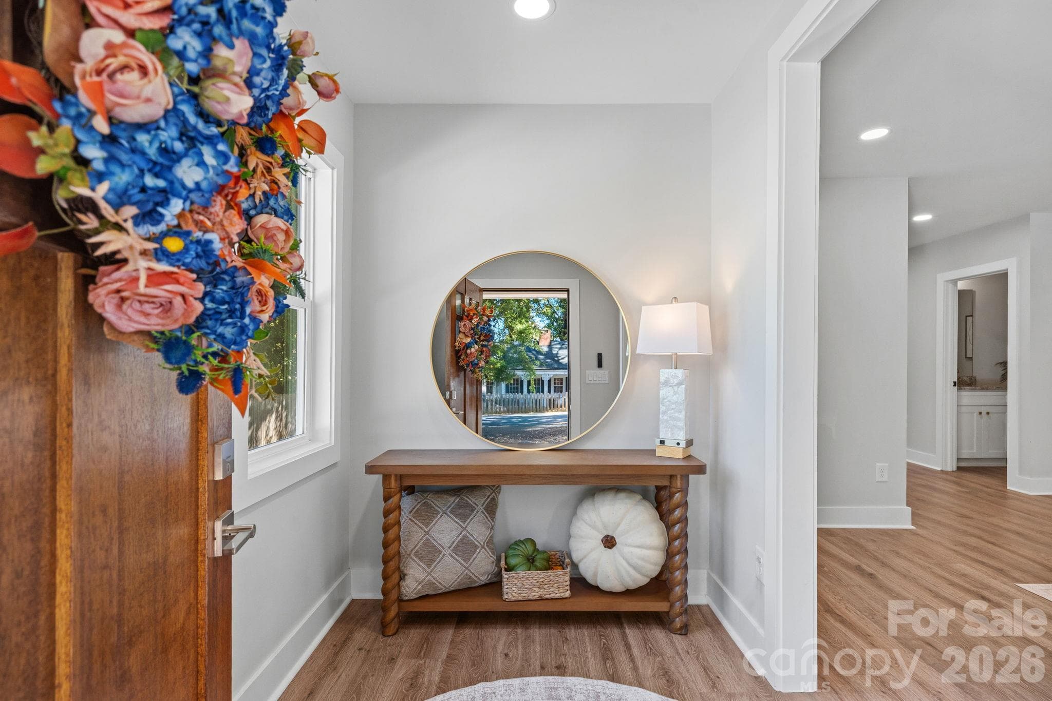 Entry - 1949 Garibaldi Avenue, Charlotte