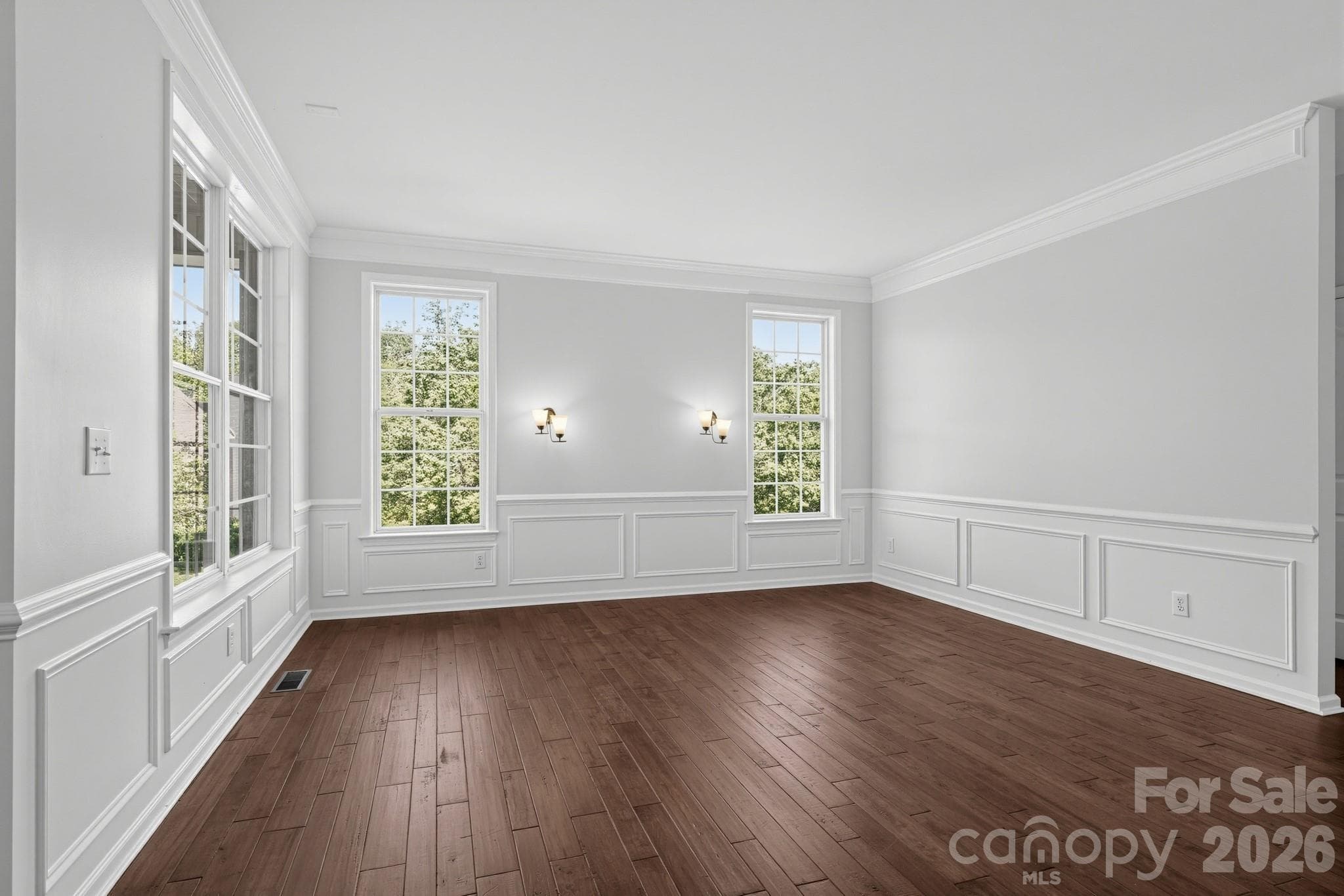 Single Family Residence at 7703 Pleasant Valley Drive, Harris, photo 5 of 30
