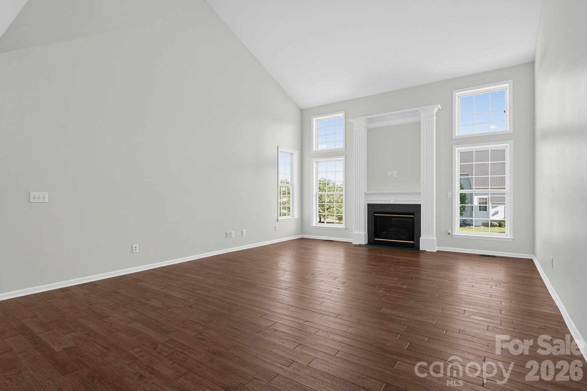 Single Family Residence at 7703 Pleasant Valley Drive, Harris, photo 6 of 30