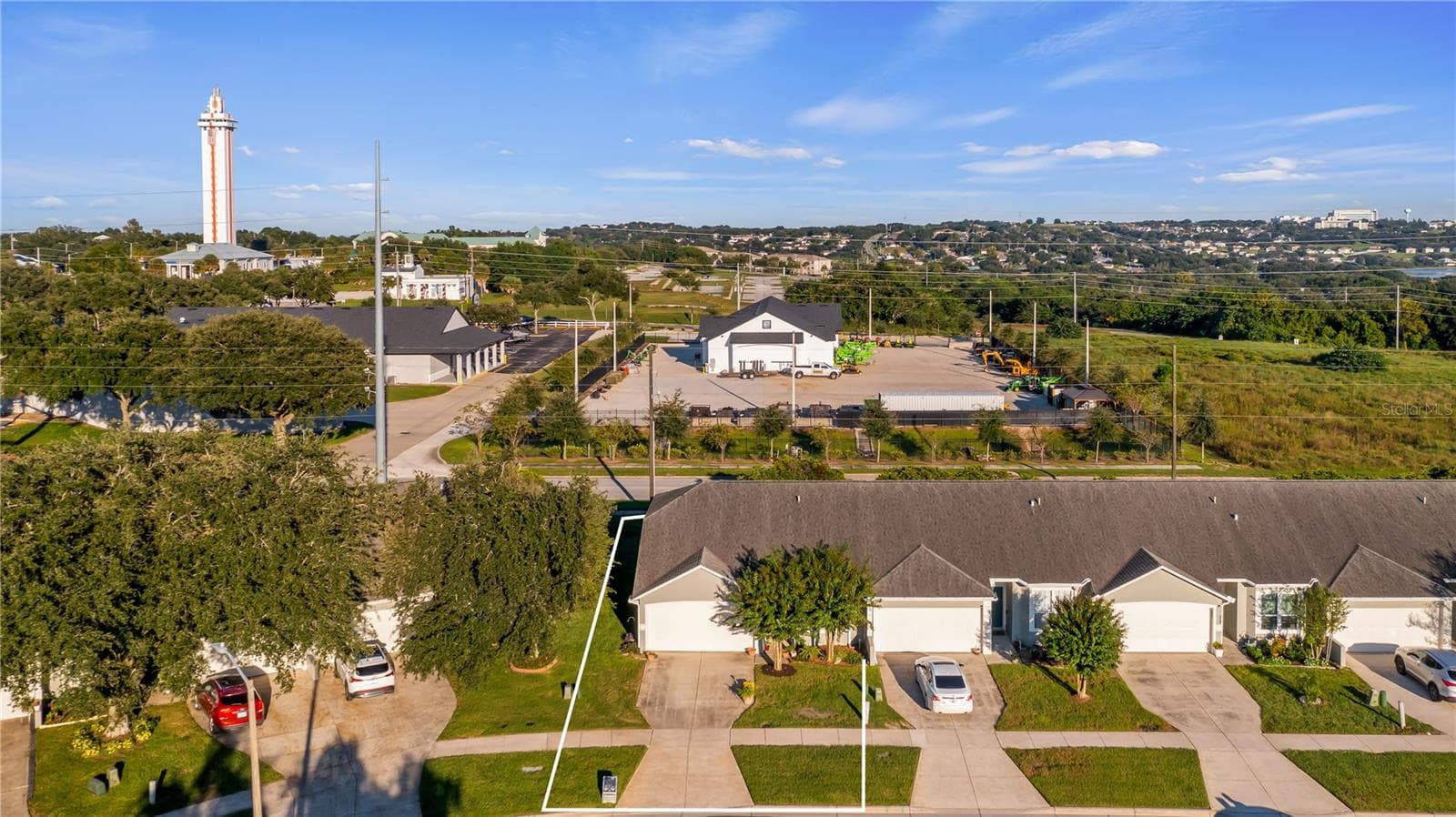 Villa at 656 HARBOR VILLA CT, CLERMONT, photo 5 of 6