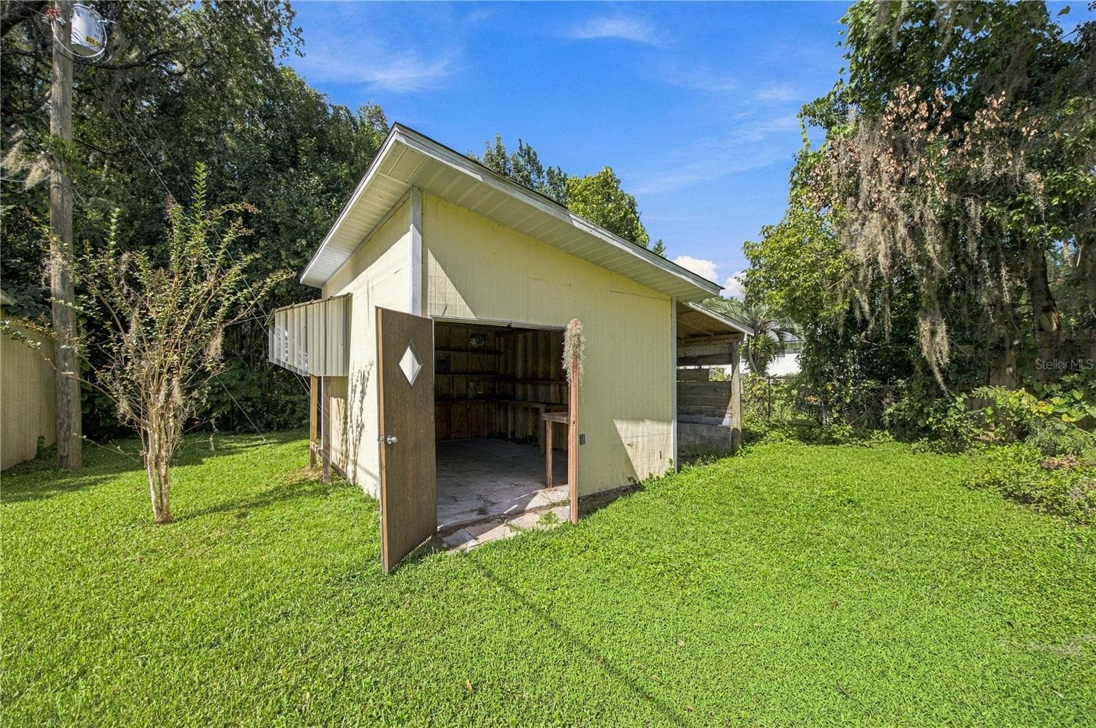 Shed 1 - 1324 SE 33RD TER, OCALA