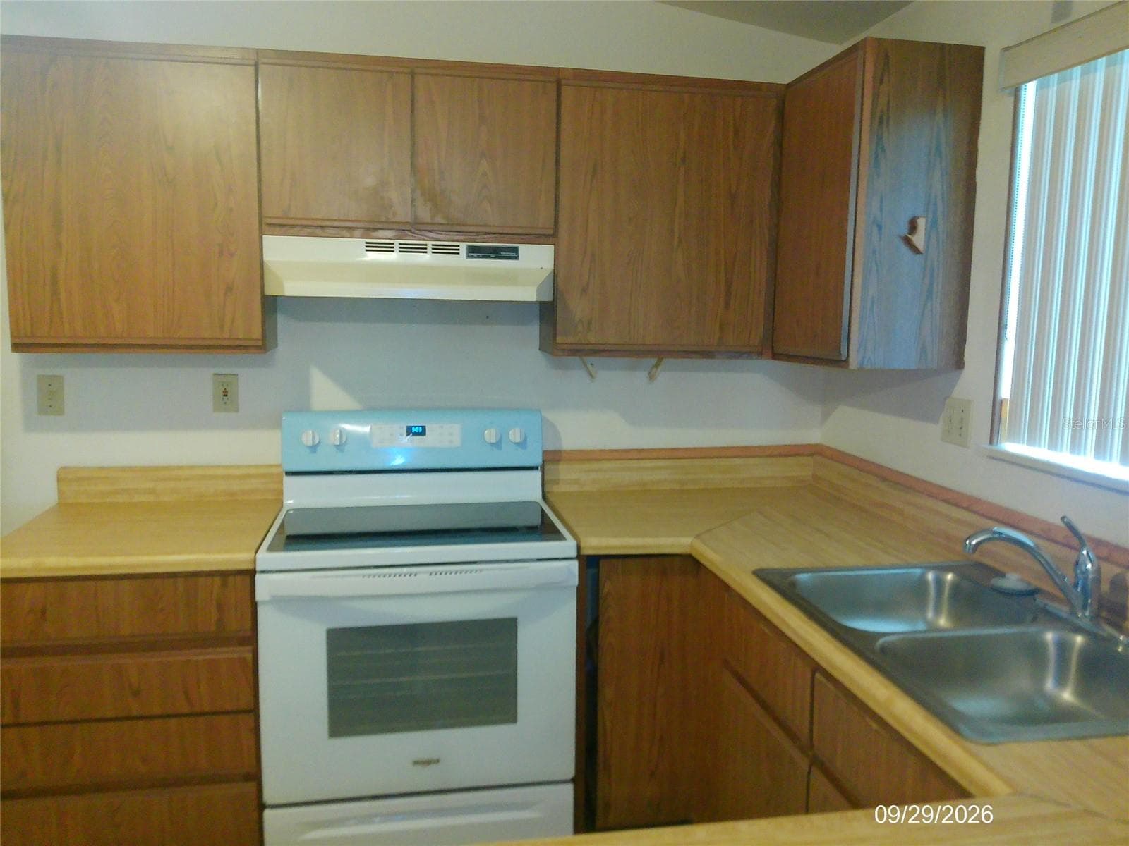 Manufactured Home at 2169 LOIS BLVD, LAKE ALFRED, photo 4 of 37