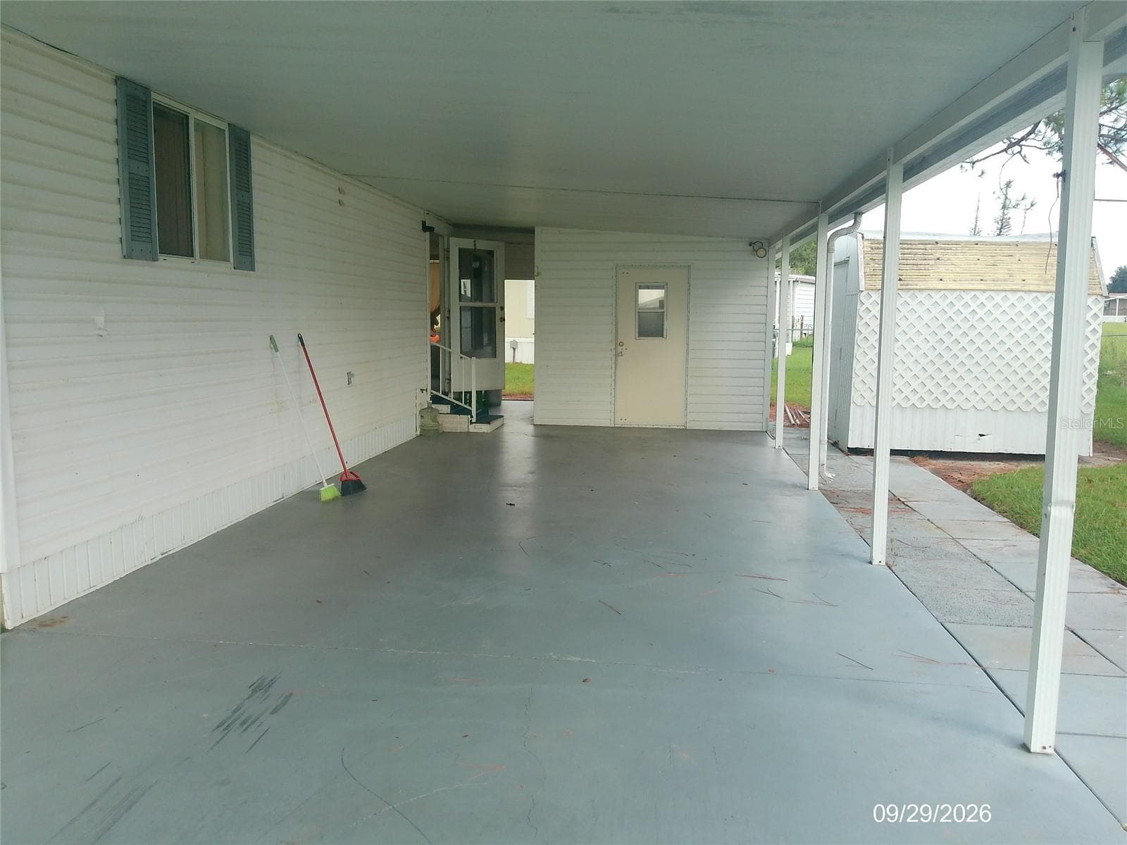 Manufactured Home at 2169 LOIS BLVD, LAKE ALFRED, photo 22 of 37