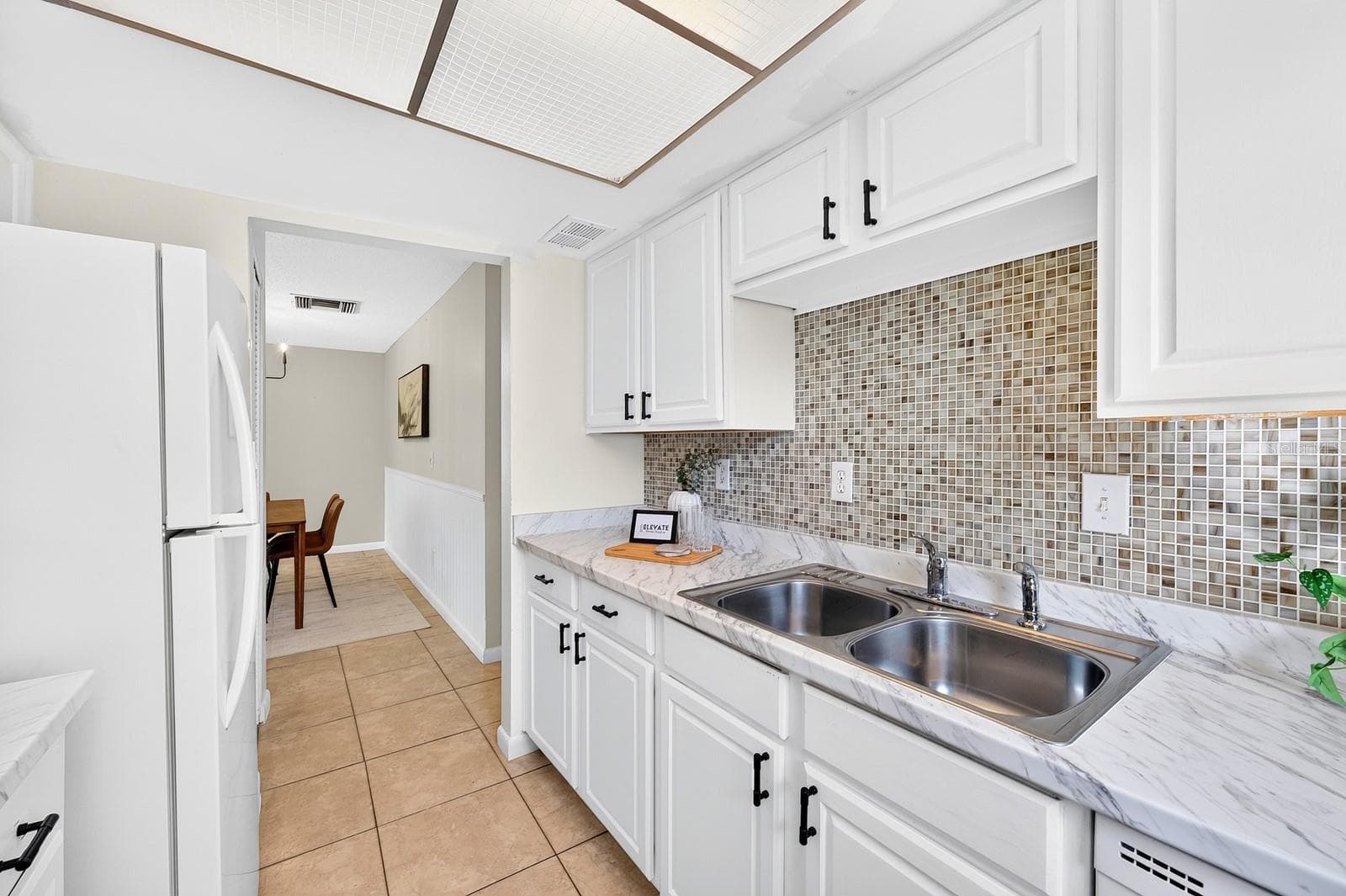 The Kitchen - 543 HIBISCUS WAY #9C, ORLANDO