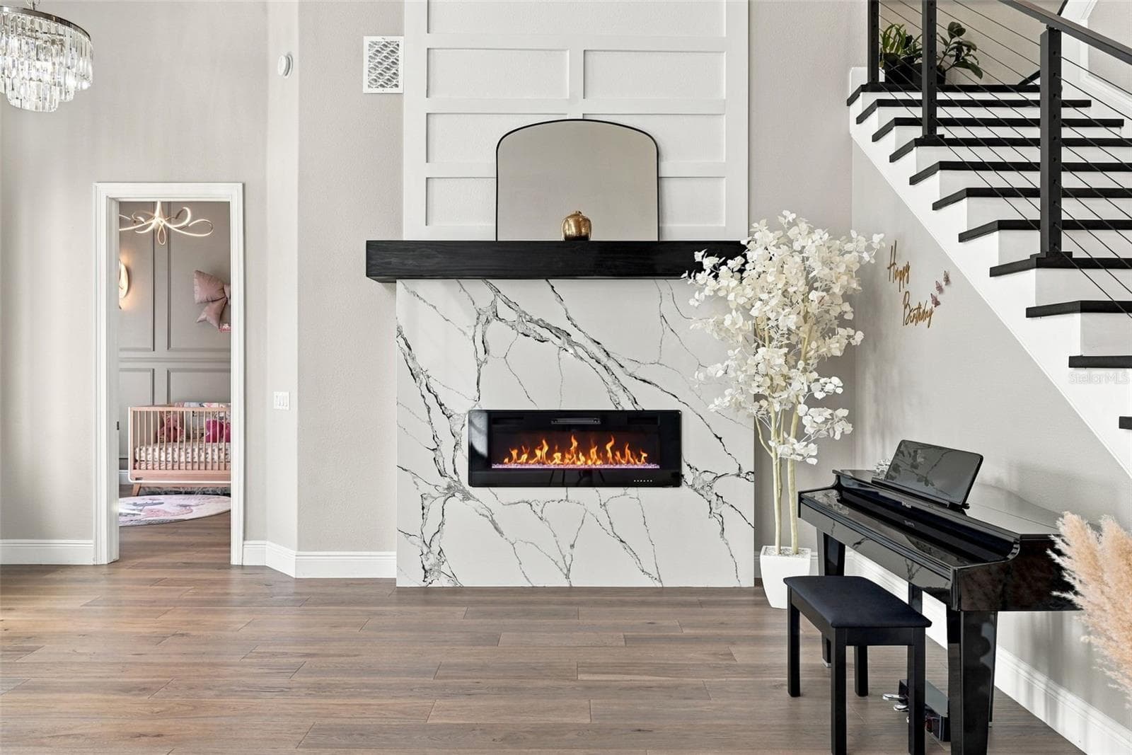 Quartz Surround Electric Fireplace - 7002 PHILLIPS COVE CT, ORLANDO