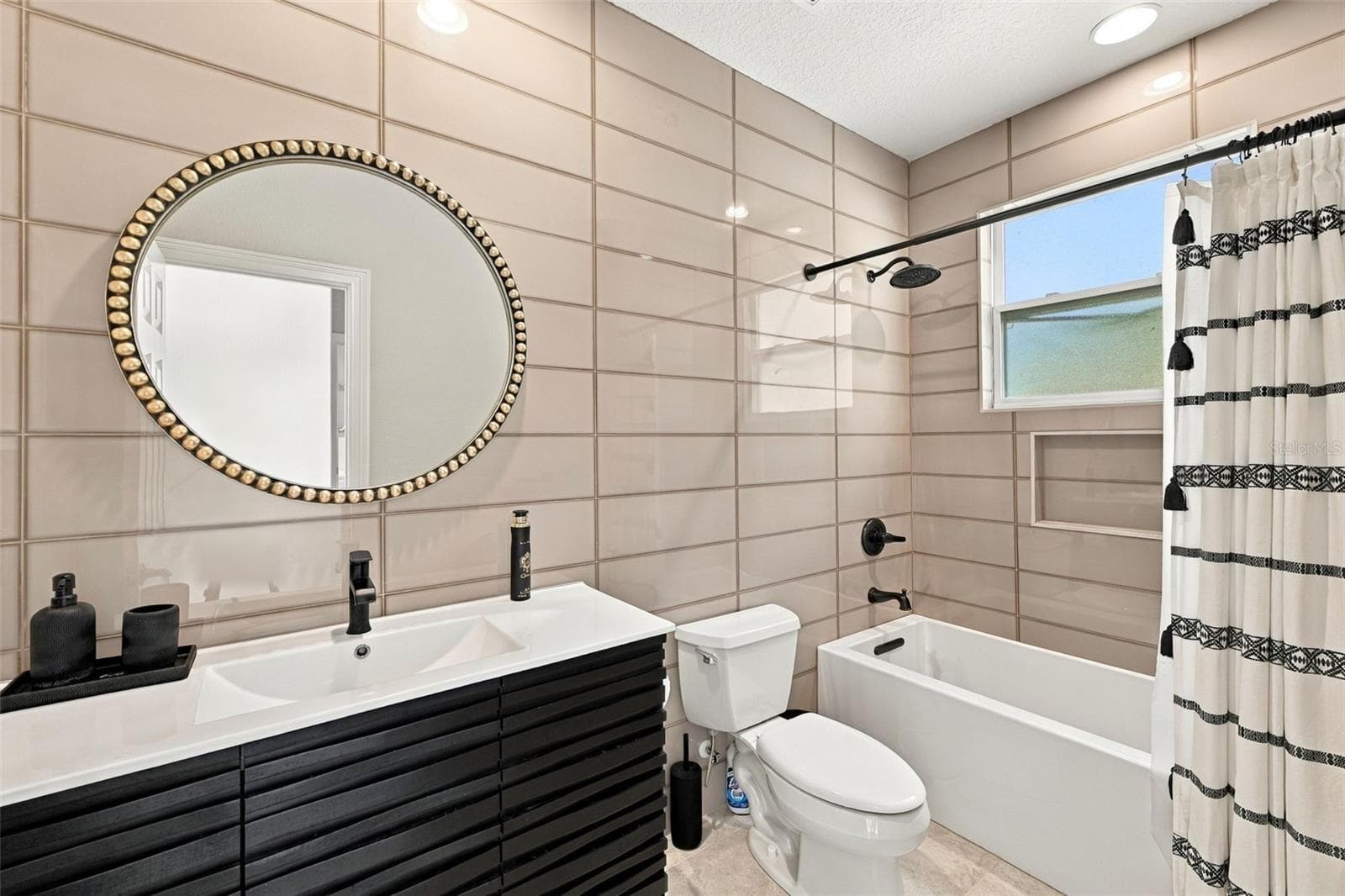 Single Family Residence at 7002 PHILLIPS COVE CT, ORLANDO, photo 53 of 78
