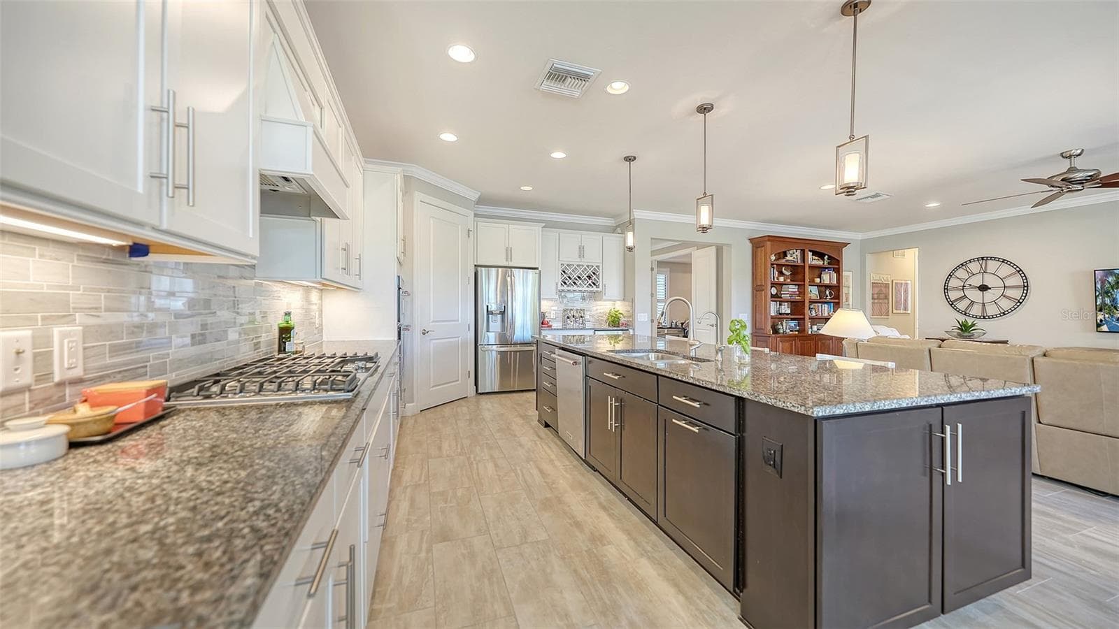 Single Family Residence at 16925 PELHAM PL, BRADENTON, photo 11 of 57