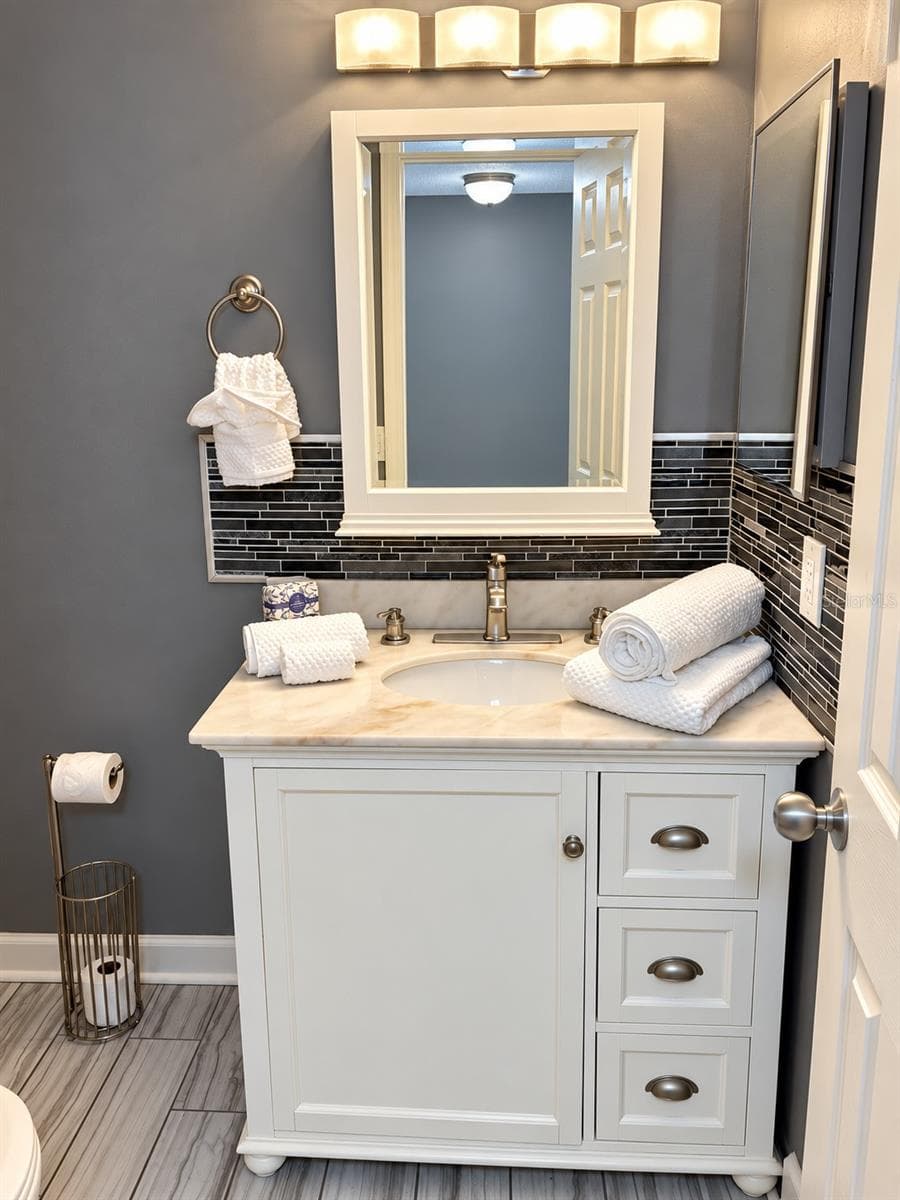 Condominium at 853 N KEENE RD #B, CLEARWATER, photo 11 of 16