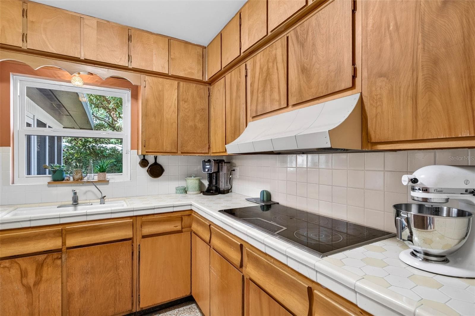 Single Family Residence at 302 PARK RIDGE AVE, TEMPLE TERRACE, photo 29 of 93