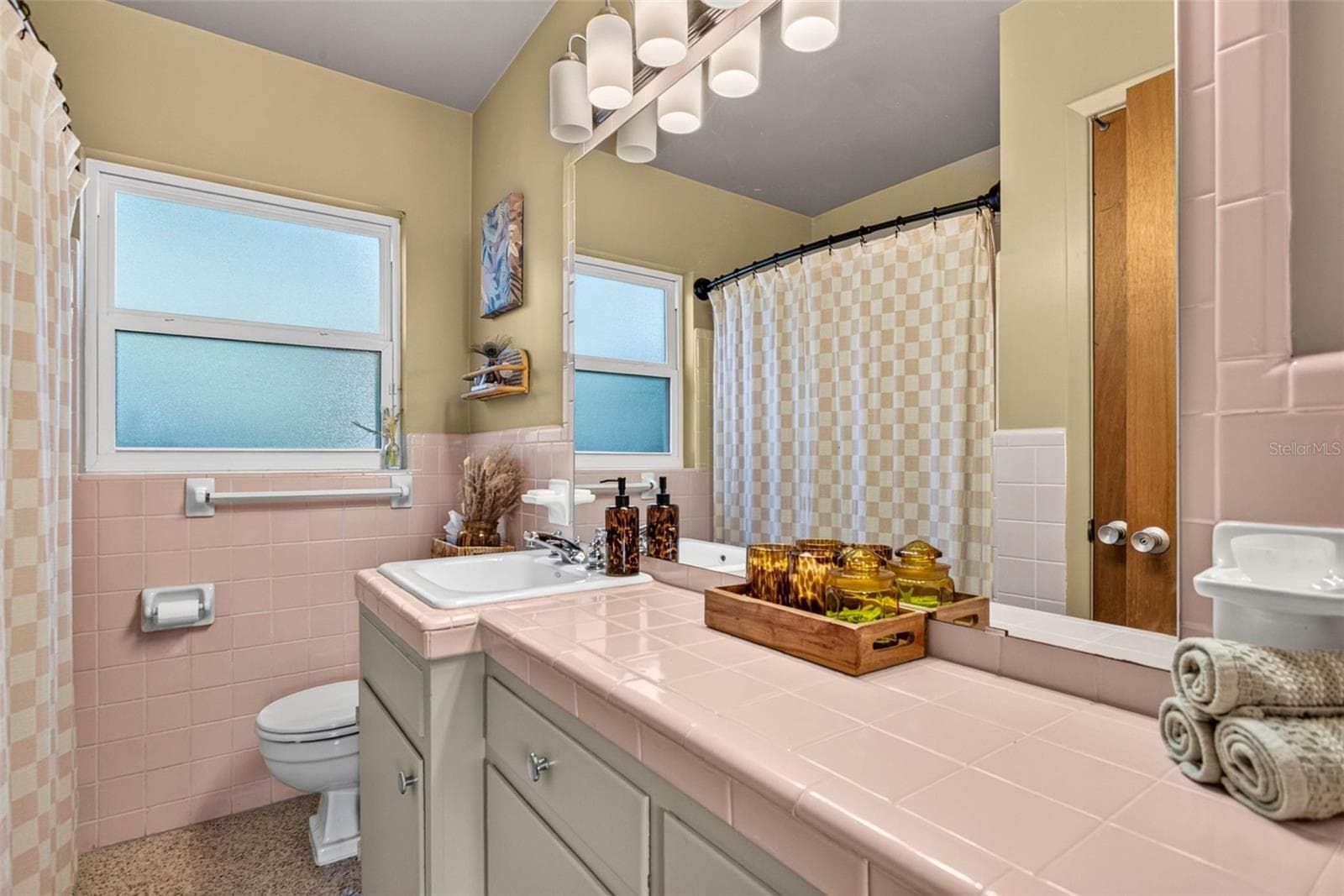 Single Family Residence at 302 PARK RIDGE AVE, TEMPLE TERRACE, photo 42 of 93