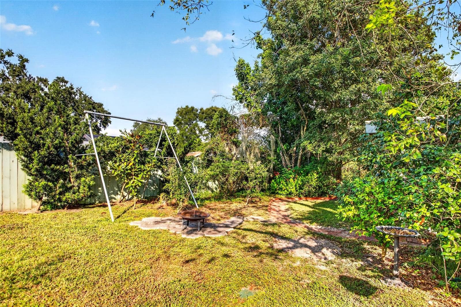 Single Family Residence at 302 PARK RIDGE AVE, TEMPLE TERRACE, photo 69 of 93