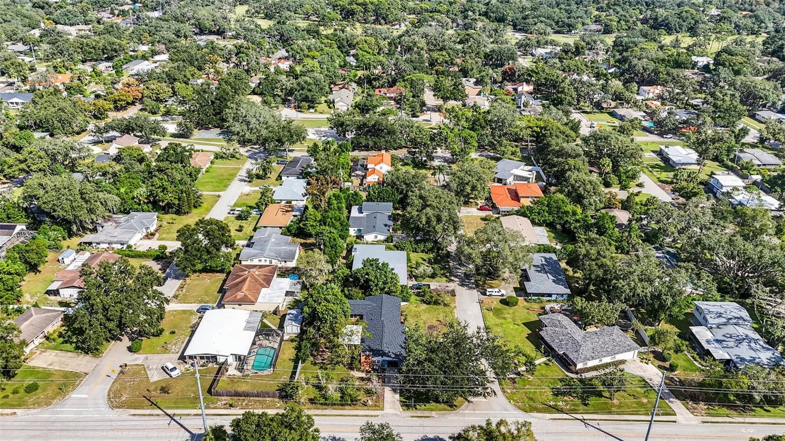 Single Family Residence at 302 PARK RIDGE AVE, TEMPLE TERRACE, photo 84 of 93