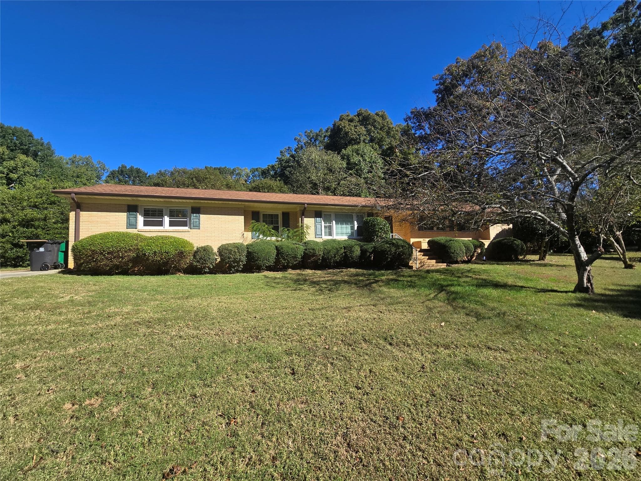 4449 Whispering Oaks Drive