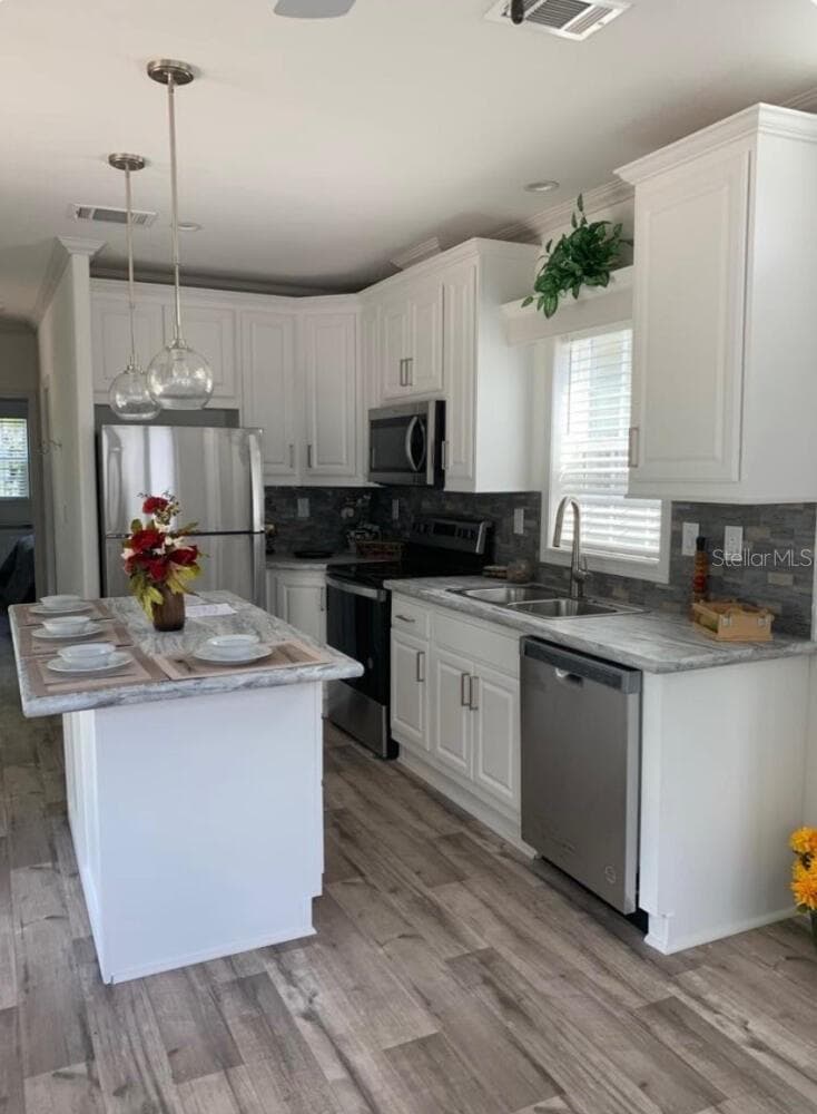 Manufactured Home at 3537 AQUAMARINE WAY, ZEPHYRHILLS, photo 8 of 31