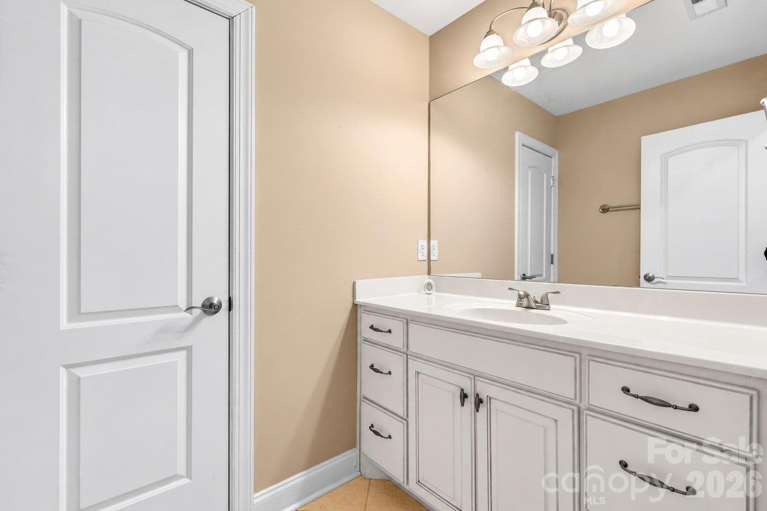Single Family Residence at 2301 Willow Creek Drive, Newton, photo 27 of 48