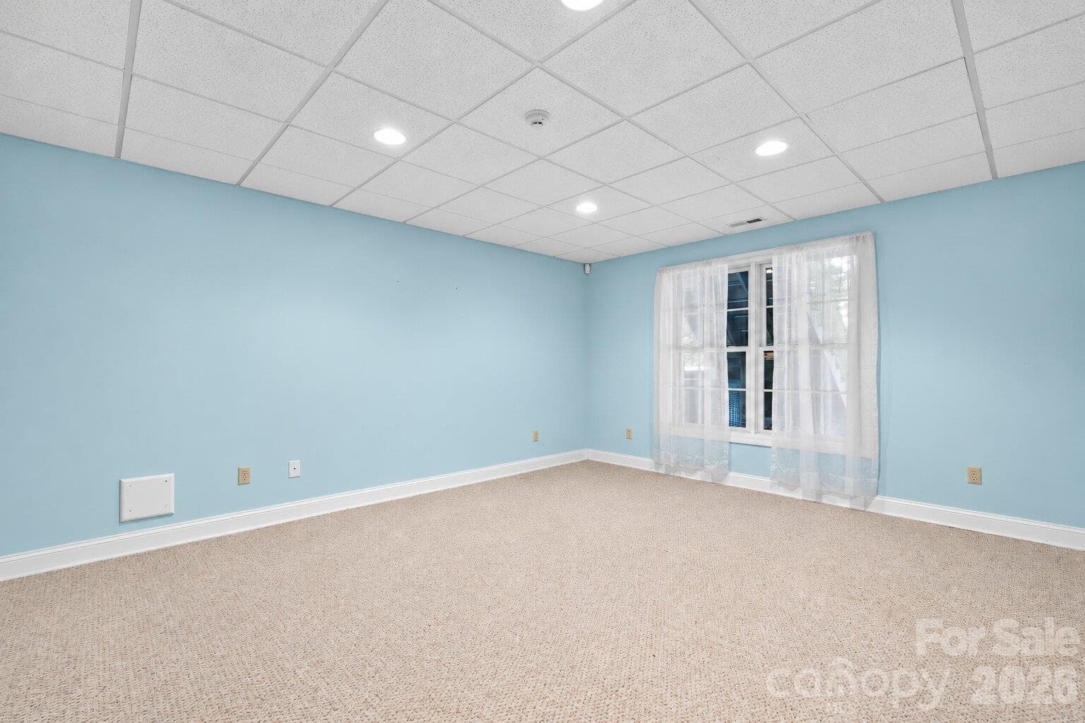 Single Family Residence at 2301 Willow Creek Drive, Newton, photo 37 of 48