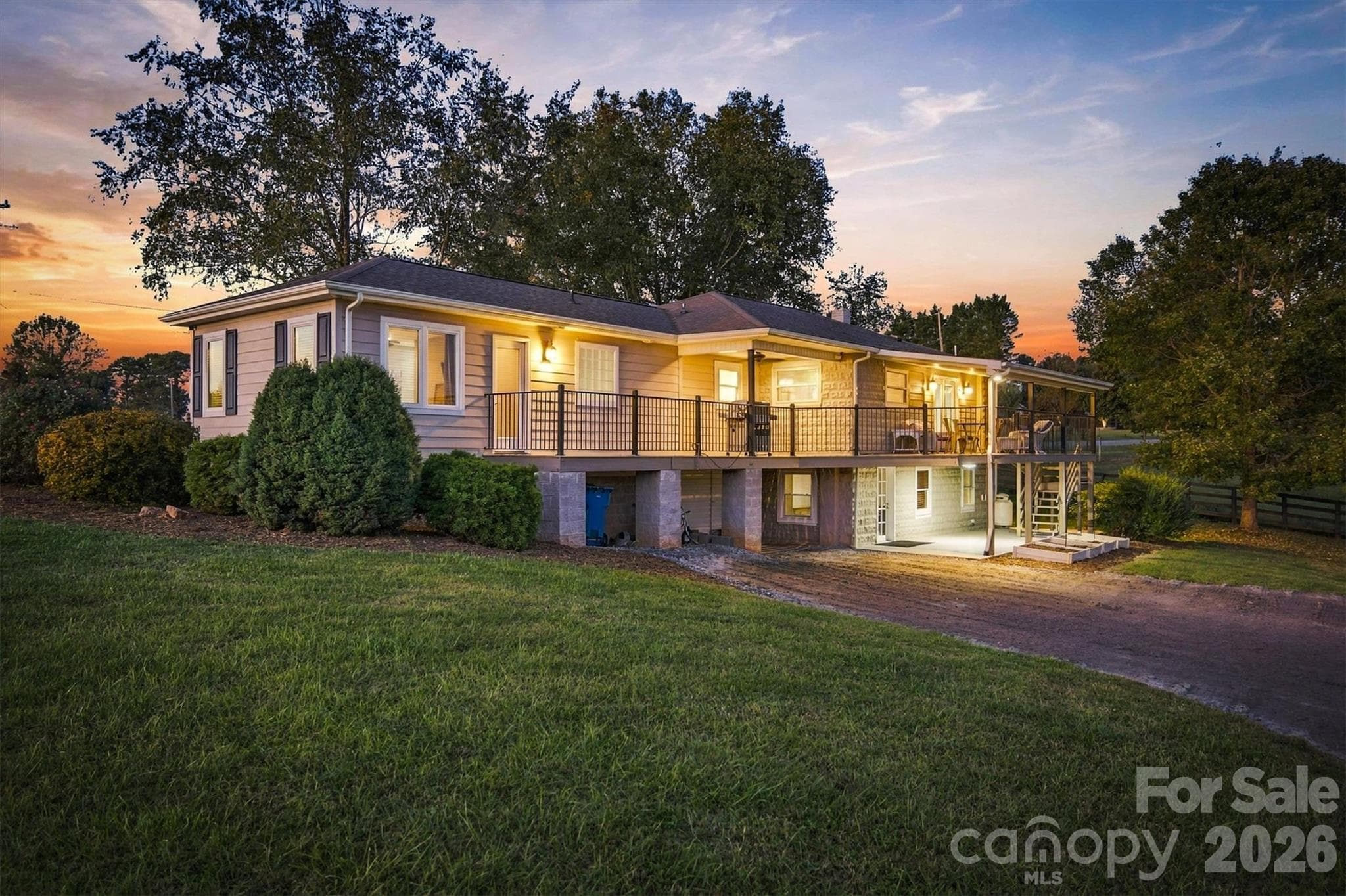 Single Family Residence at 4816 16th Street Drive NE, Hickory, photo 6 of 48