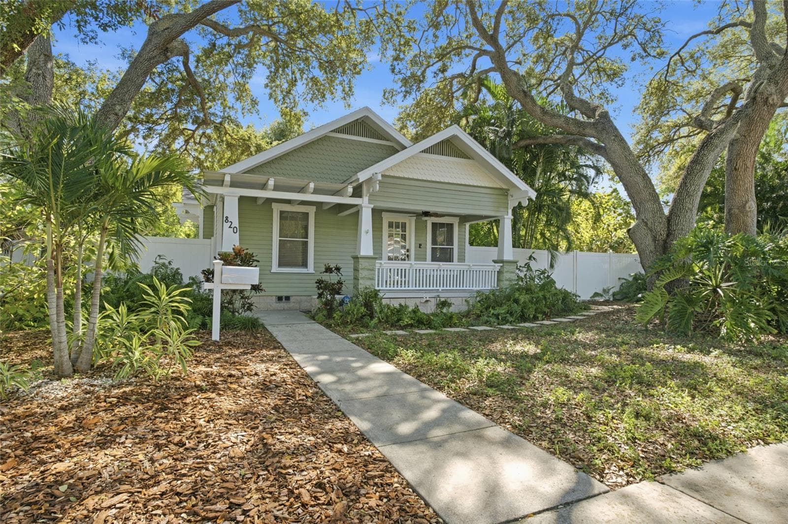 Single Family Residence at 820 9TH AVE S, ST PETERSBURG, photo 3 of 50