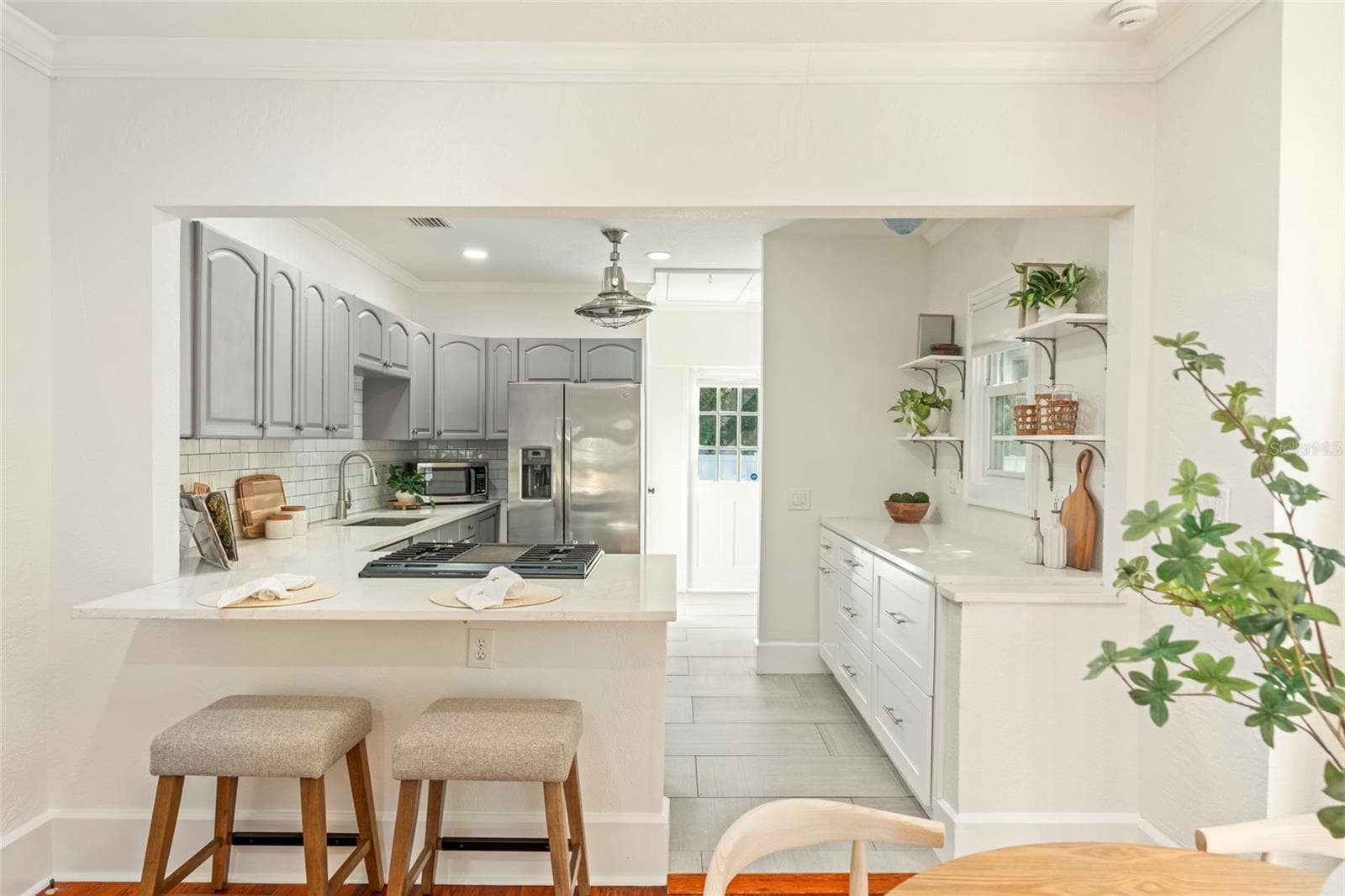 Single Family Residence at 820 9TH AVE S, ST PETERSBURG, photo 16 of 50