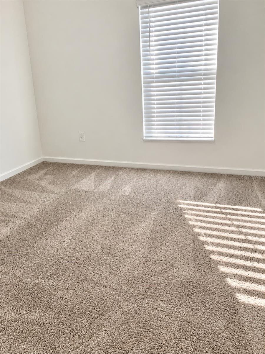Single Family Residence at 5010 WORCHESTER DR, KISSIMMEE, photo 10 of 17