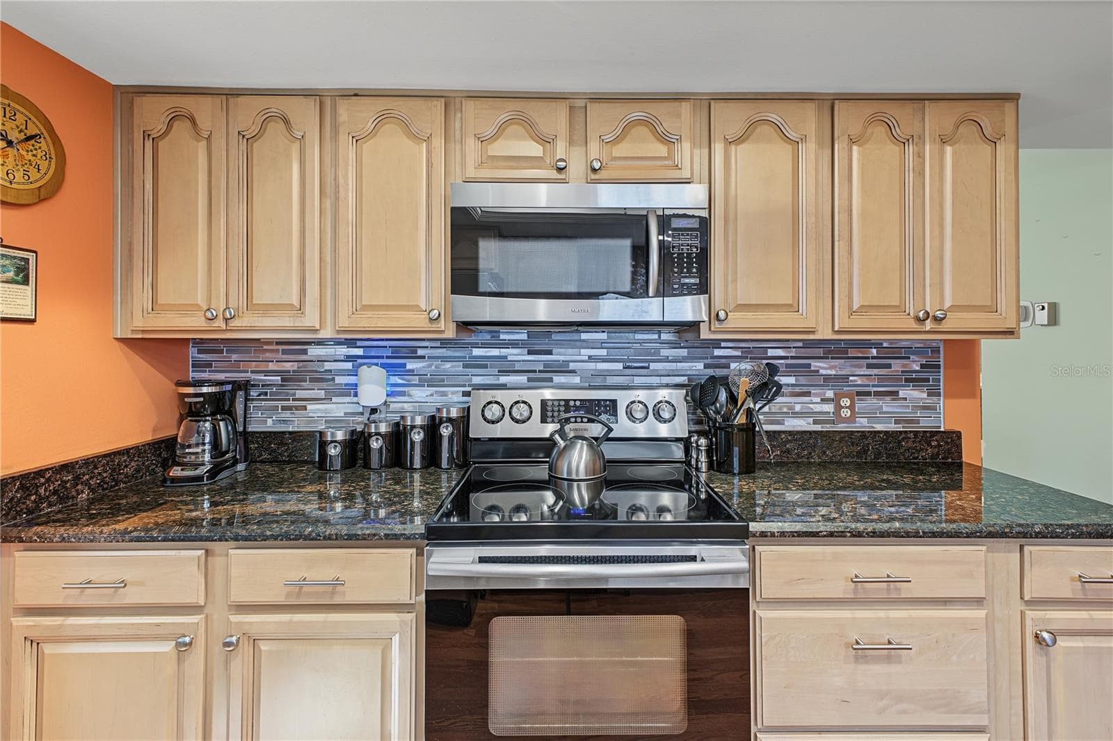 Single Family Residence at 2180 TROON CT, SPRING HILL, photo 14 of 49
