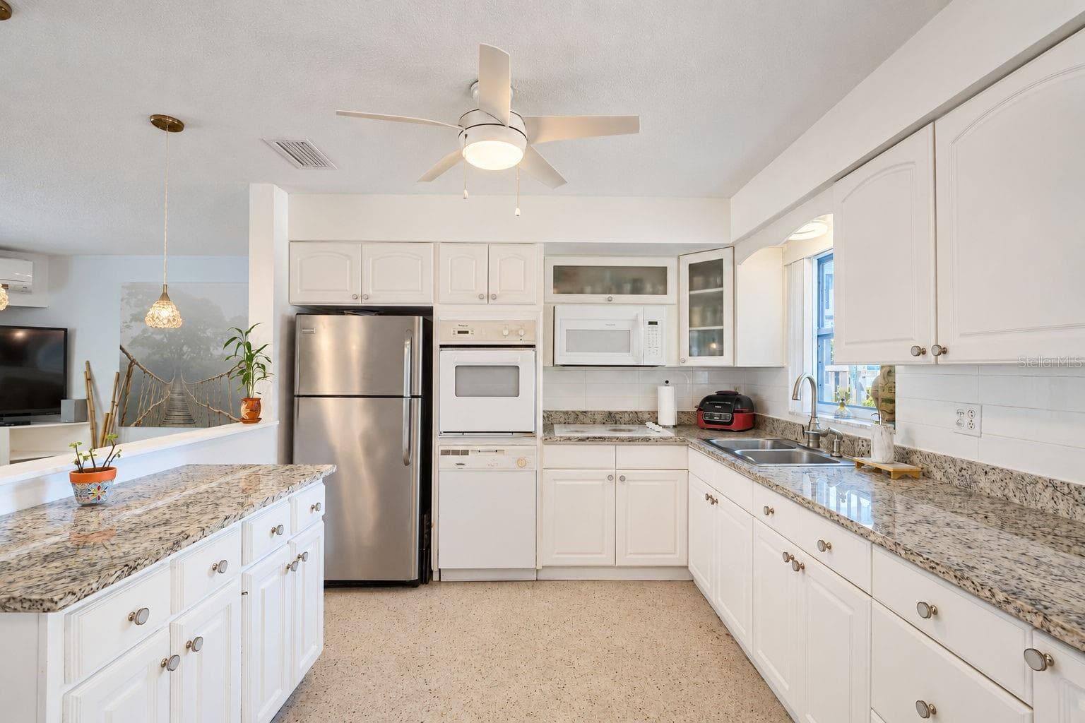 Single Family Residence at 3219 46TH ST N, ST PETERSBURG, photo 14 of 92