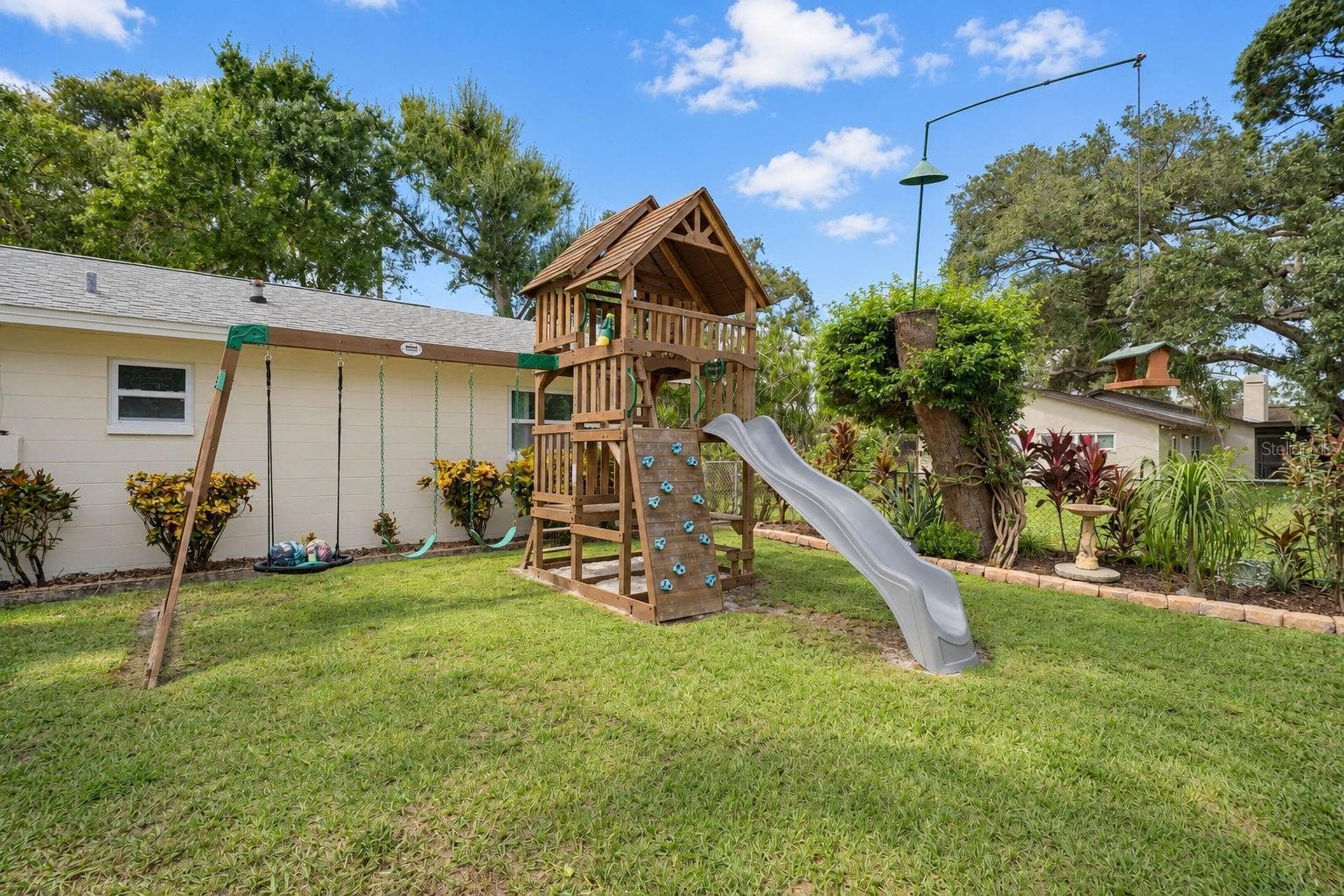 Single Family Residence at 3219 46TH ST N, ST PETERSBURG, photo 52 of 92