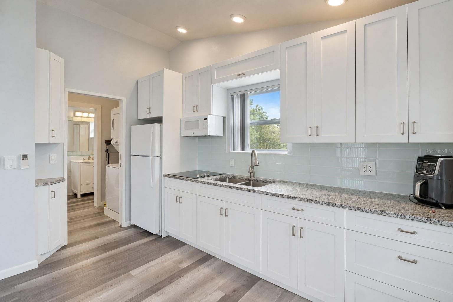 Single Family Residence at 3219 46TH ST N, ST PETERSBURG, photo 65 of 92